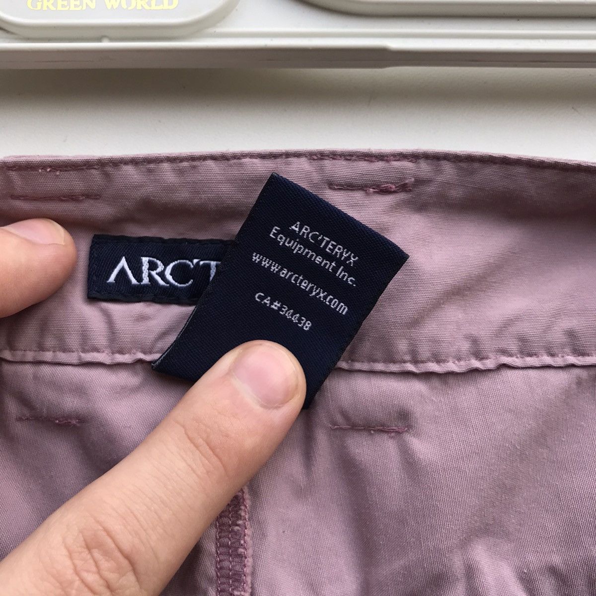 Arc'teryx × Vintage Vintage 90s Arc’teryx Women’s Long Shorts size M/L Size 34" / US 12 / IT 48 - 7 Thumbnail