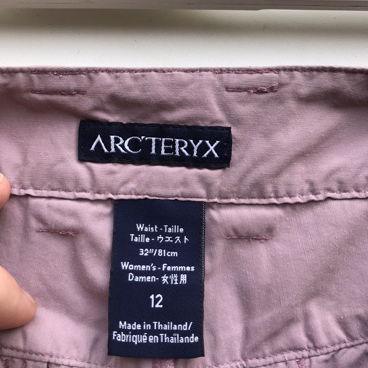 Arc'teryx × Vintage Vintage 90s Arc’teryx Women’s Long Shorts size M/L Size 34" / US 12 / IT 48 - 6 Thumbnail