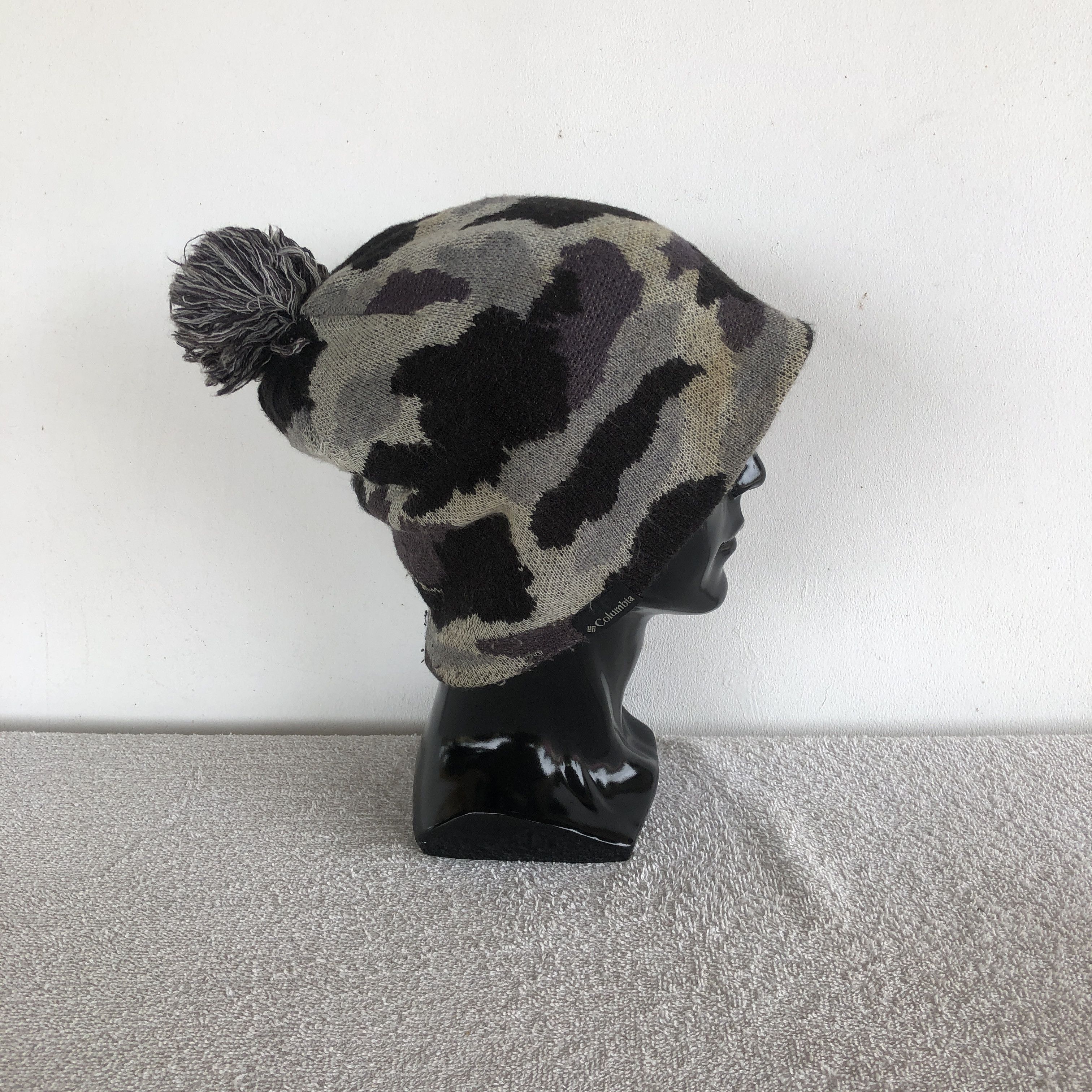 Japanese Brand × Vintage Vintage Columbia Beanie Unknown Snow Caps Camouflage Hats Size ONE SIZE - 3 Thumbnail