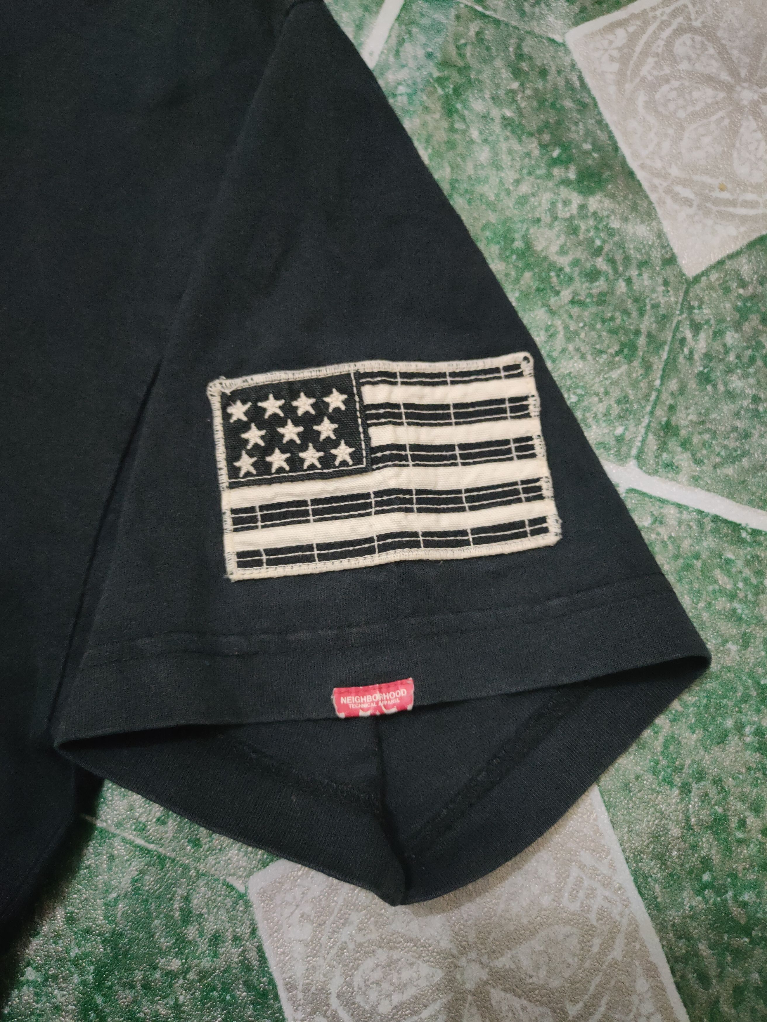 Japanese Brand × Neighborhood Neighborhood Japan Army & USA Flag Patches embroidered tee Size US M / EU 48-50 / 2 - 3 Thumbnail