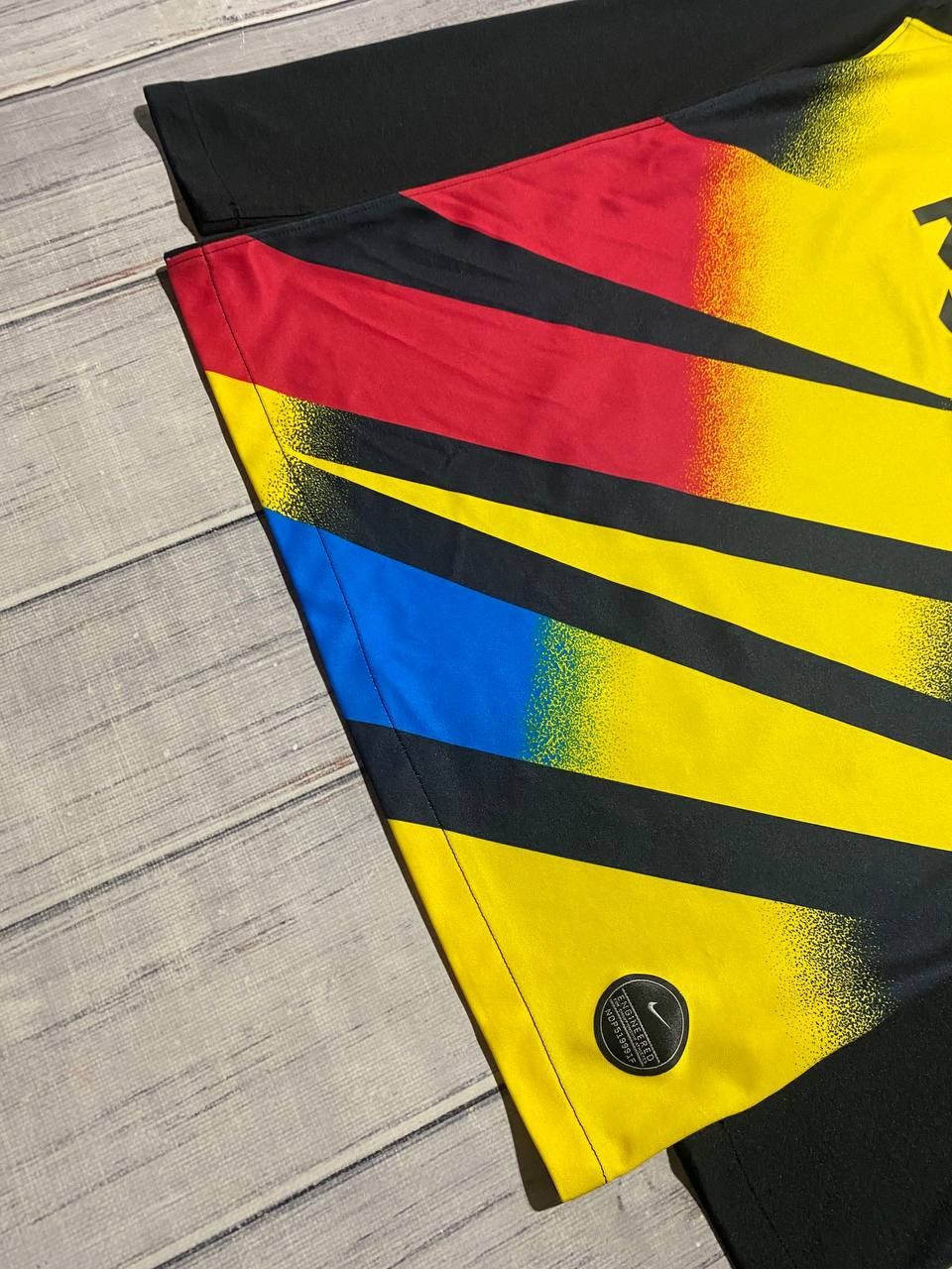 Nike Nike Barcelona 2019 2020 Goalkeeper Shirt Champions Leagua Size US S / EU 44-46 / 1 - 9 Thumbnail
