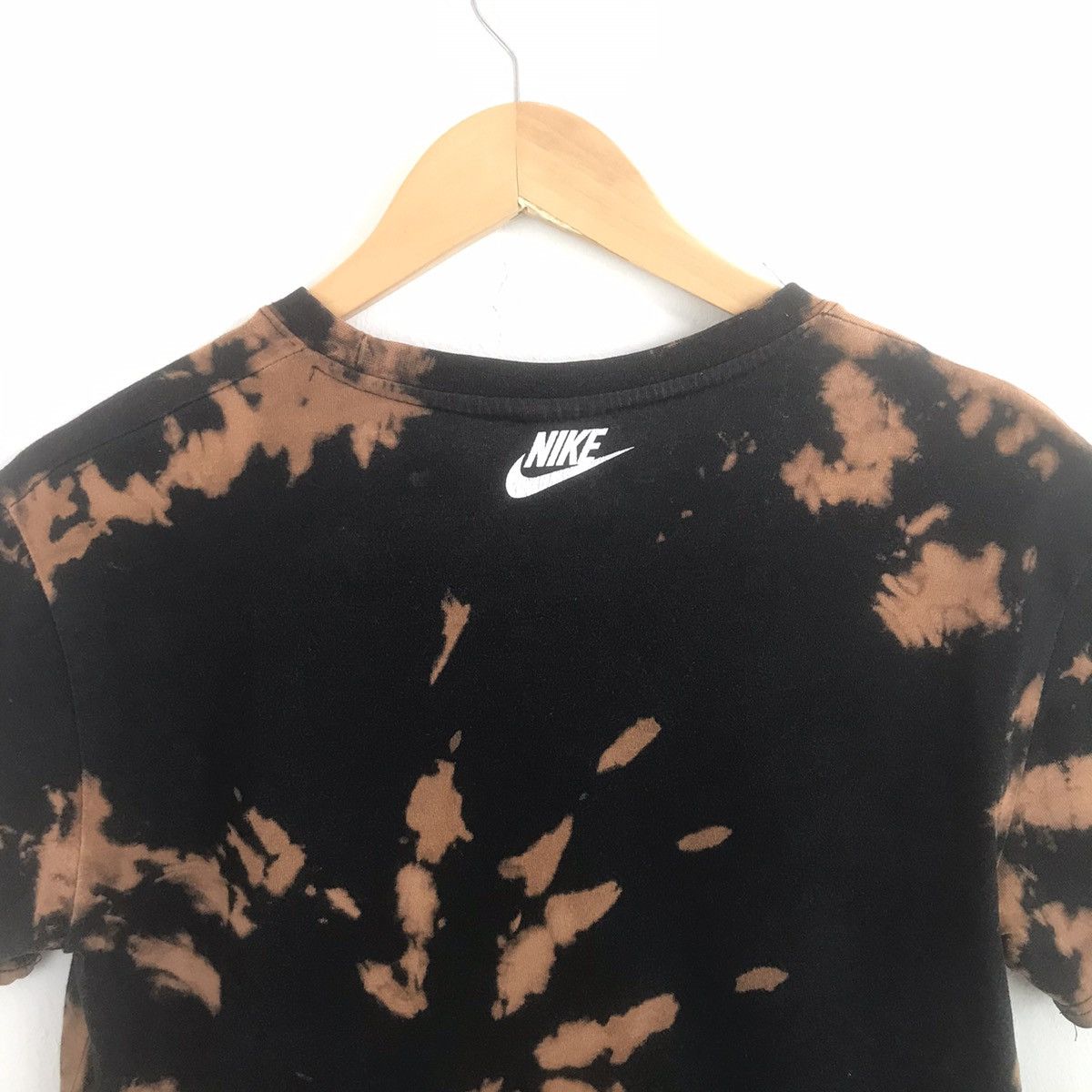 Bleach × Nike Custom Bleach Vintage Nike Swoosh Medium Size Tee Size US M / EU 48-50 / 2 - 4 Thumbnail