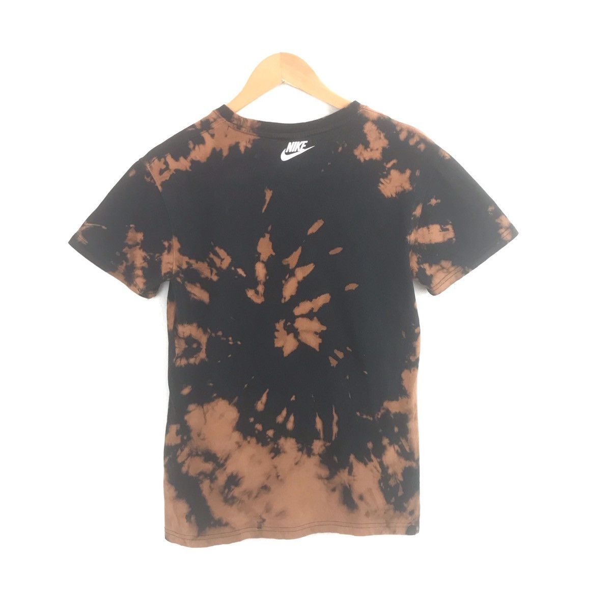 Bleach × Nike Custom Bleach Vintage Nike Swoosh Medium Size Tee Size US M / EU 48-50 / 2 - 3 Thumbnail