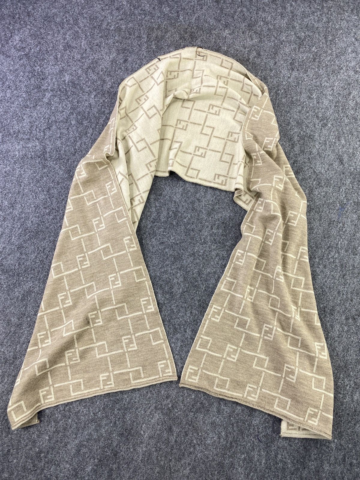 Vintage FENDI Scarf/Muffler/Neckwear -T252 Size ONE SIZE - 4 Thumbnail