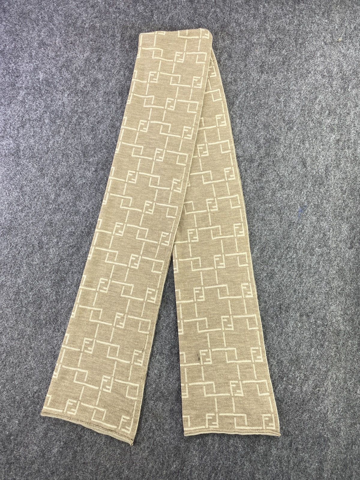 Vintage FENDI Scarf/Muffler/Neckwear -T252 Size ONE SIZE - 3 Thumbnail