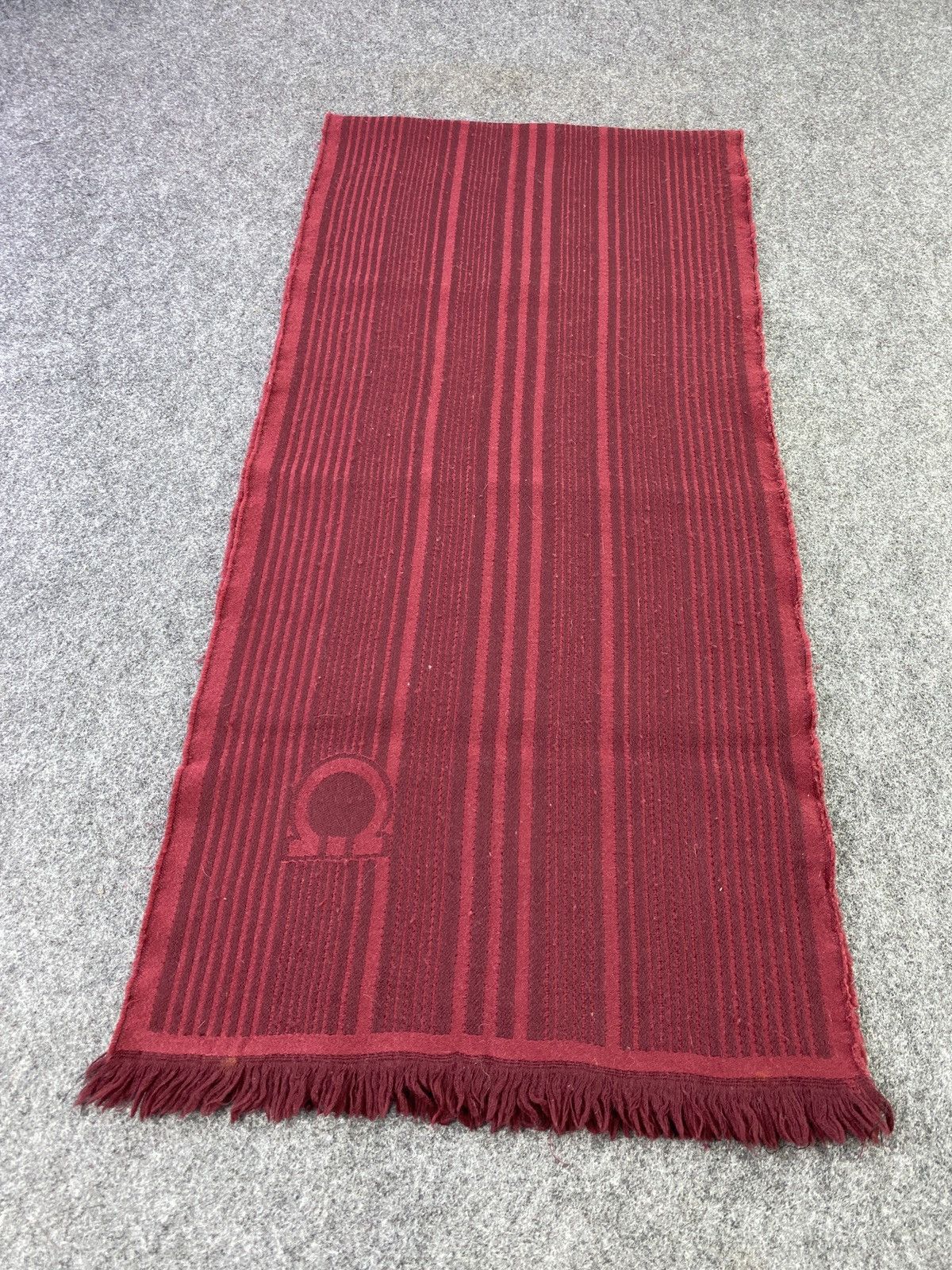 Salvatore Ferragamo SALVATORE FERRAGAMO Scarf/Muffler/Neckwear -T257 Size ONE SIZE - 4 Thumbnail