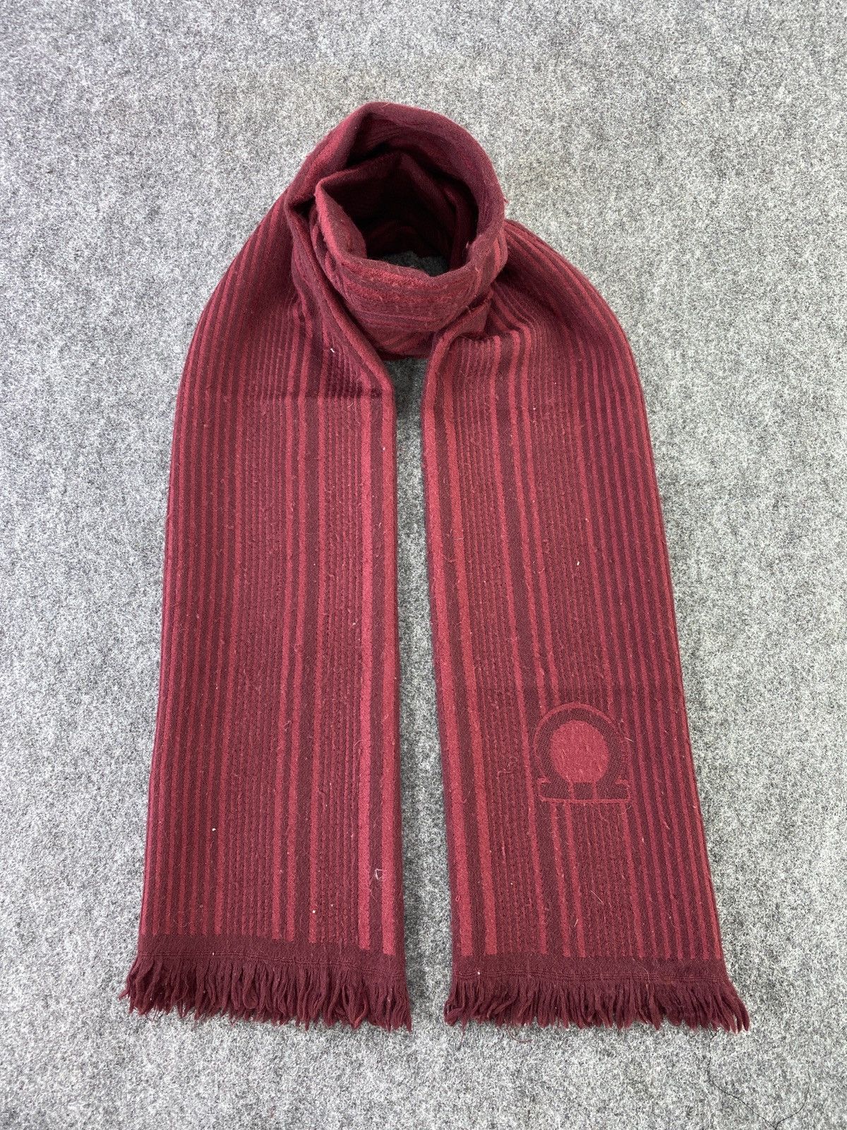 Salvatore Ferragamo SALVATORE FERRAGAMO Scarf/Muffler/Neckwear -T257 Size ONE SIZE - 1 Thumbnail