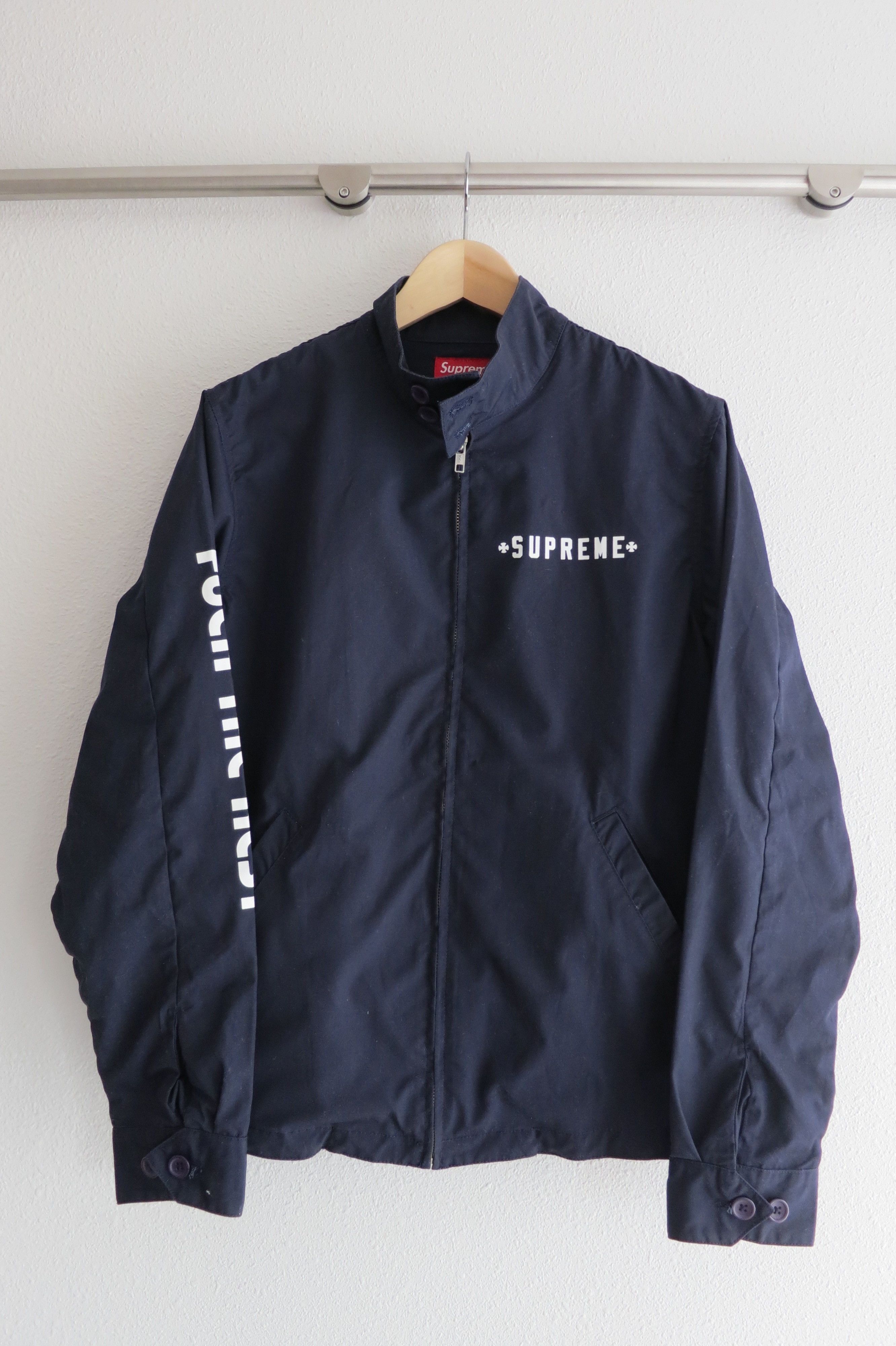 Supreme x 2024 independent jacket