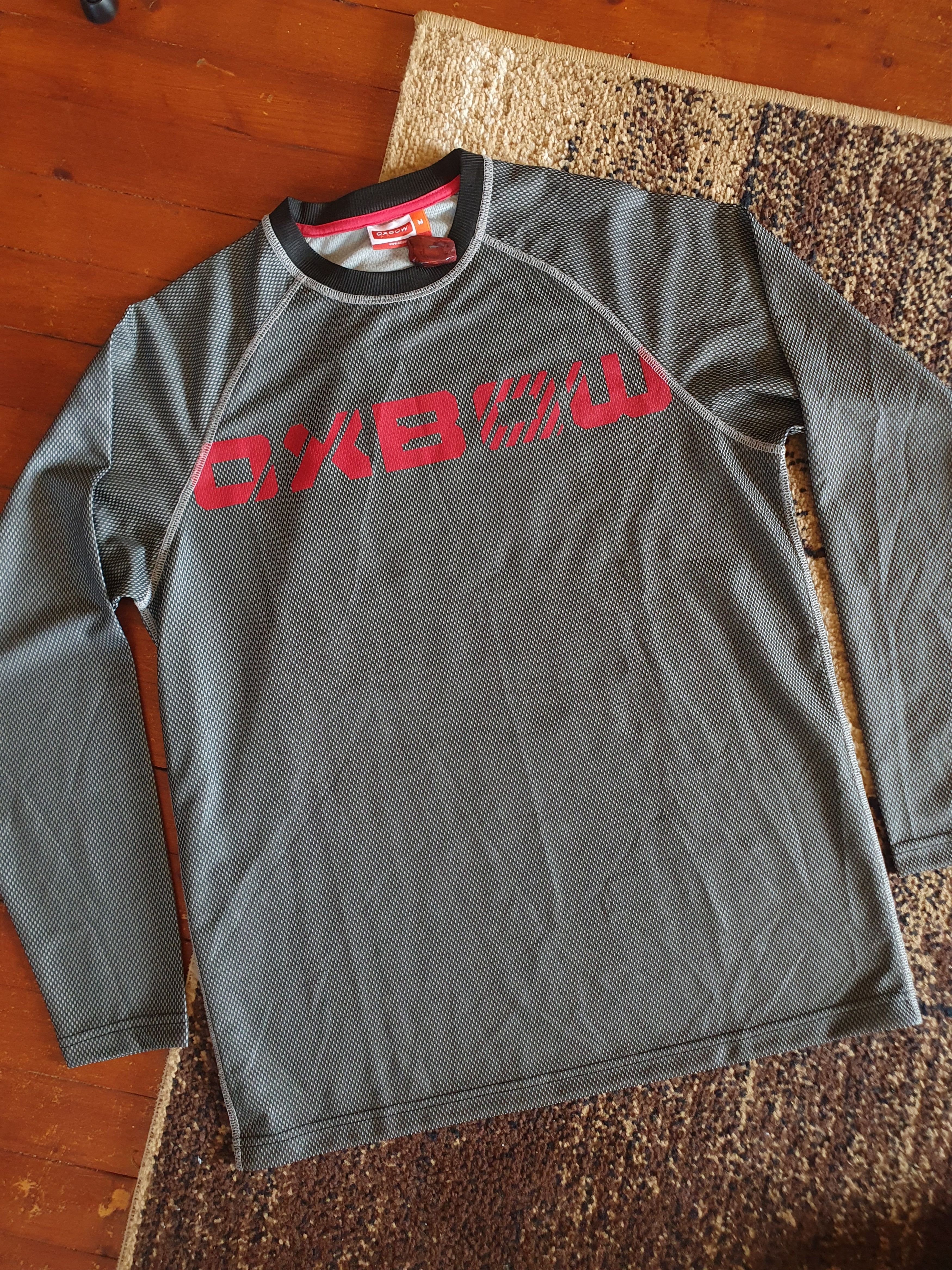 Oxbow Oxbow Razik 2004/05 SWAG long sleeve jersey,sz M Size US M / EU 48-50 / 2 - 3 Thumbnail