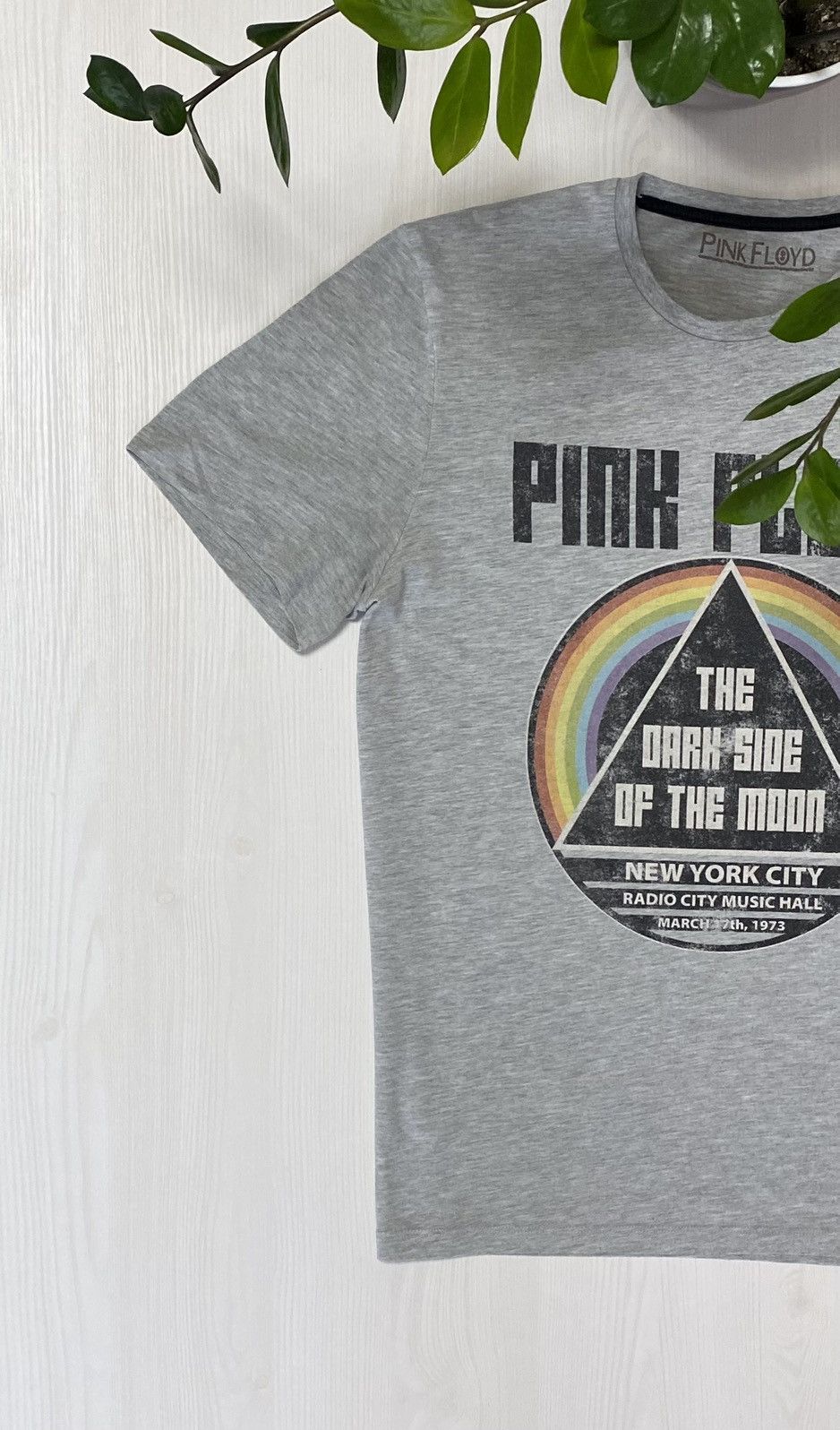 Band Tees × Pink Floyd × Vintage Vintage Pink Floyd Dark Side Of The Moon 2000s t-shirt y2k Size US M / EU 48-50 / 2 - 2 Thumbnail