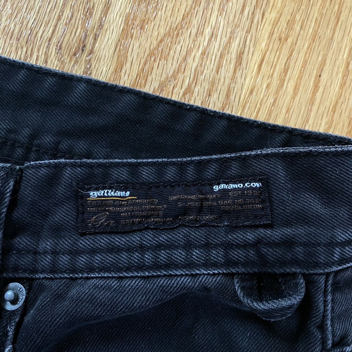 John Galliano John Galliano Sigara Faded Black Denim Size 30x30 Size US 30 / EU 46 - 2 Thumbnail