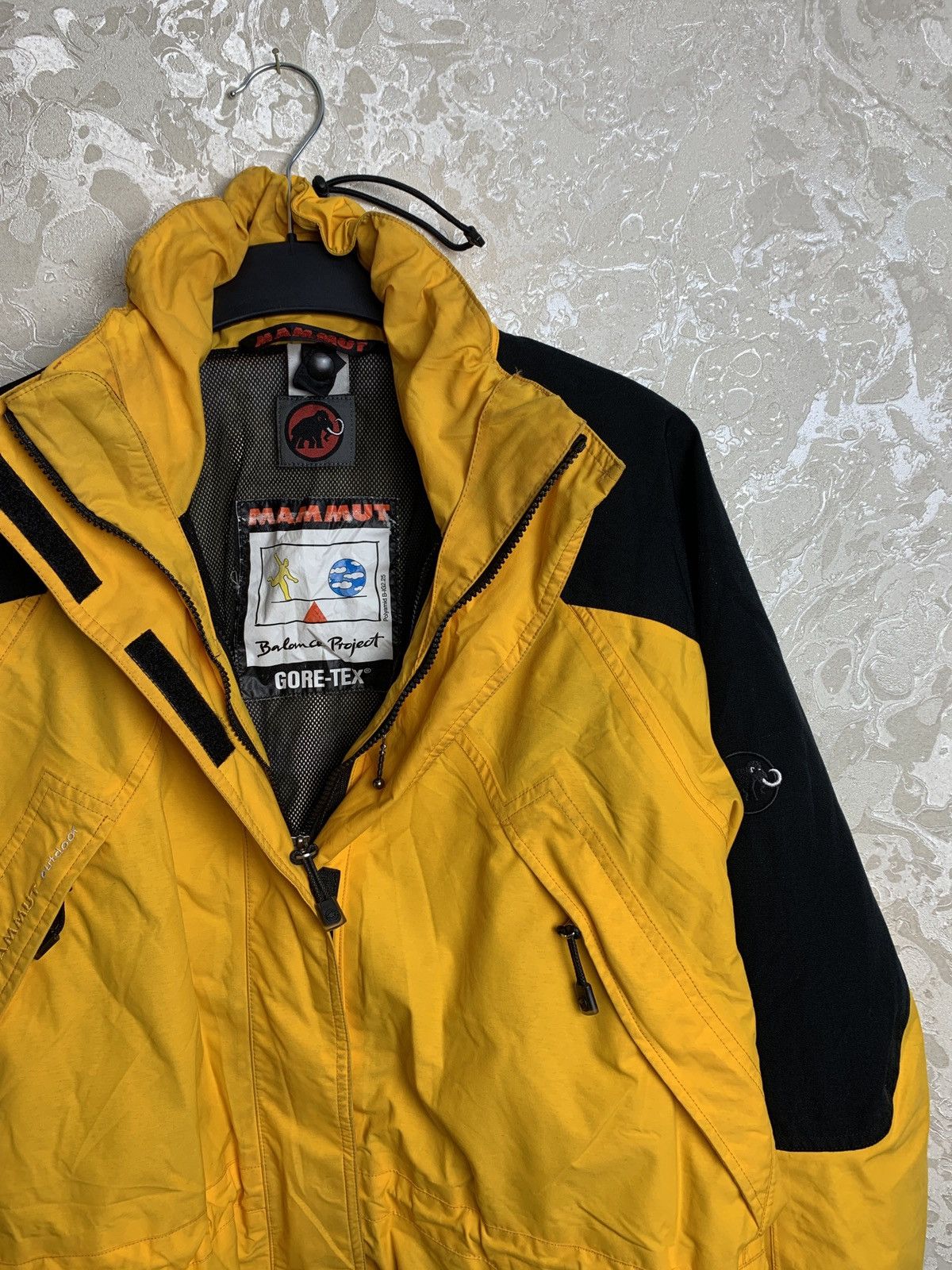 Mammut × Outdoor Life × Vintage Vintage Rare Mammut Yellow