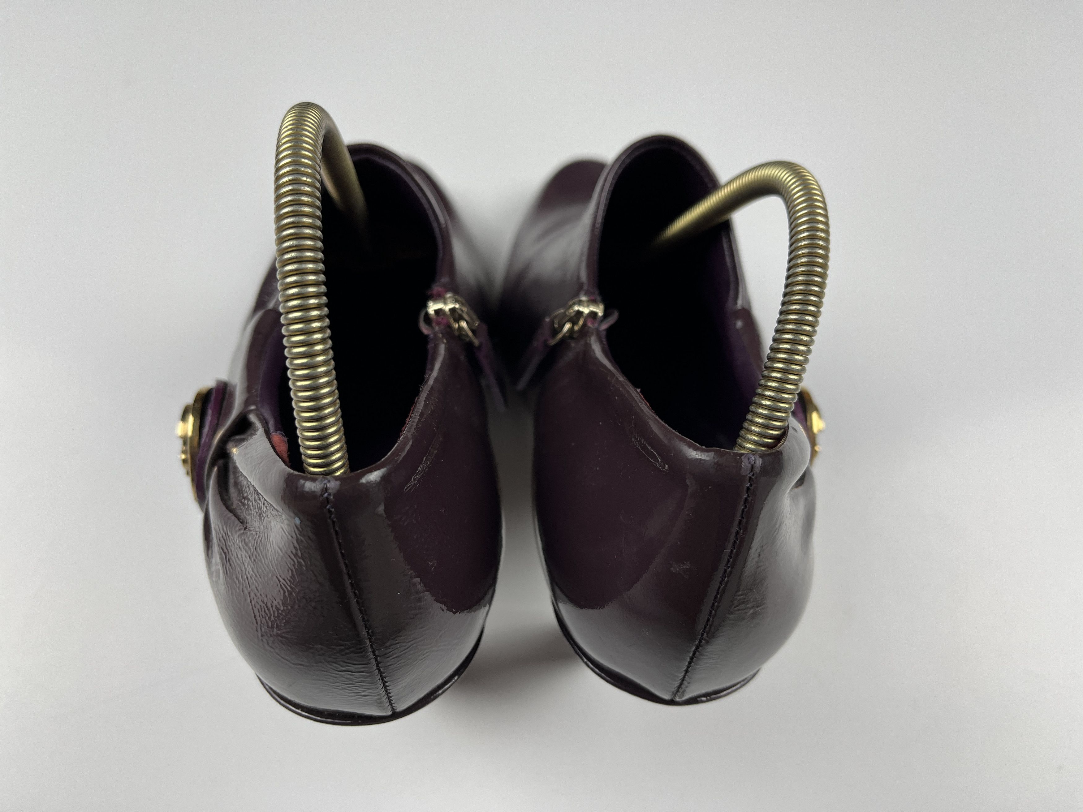 Gucci Gucci Purple Hysteria Leather Crest Gold Medallion Bootie Size US 8.5 / IT 38.5 - 9 Thumbnail