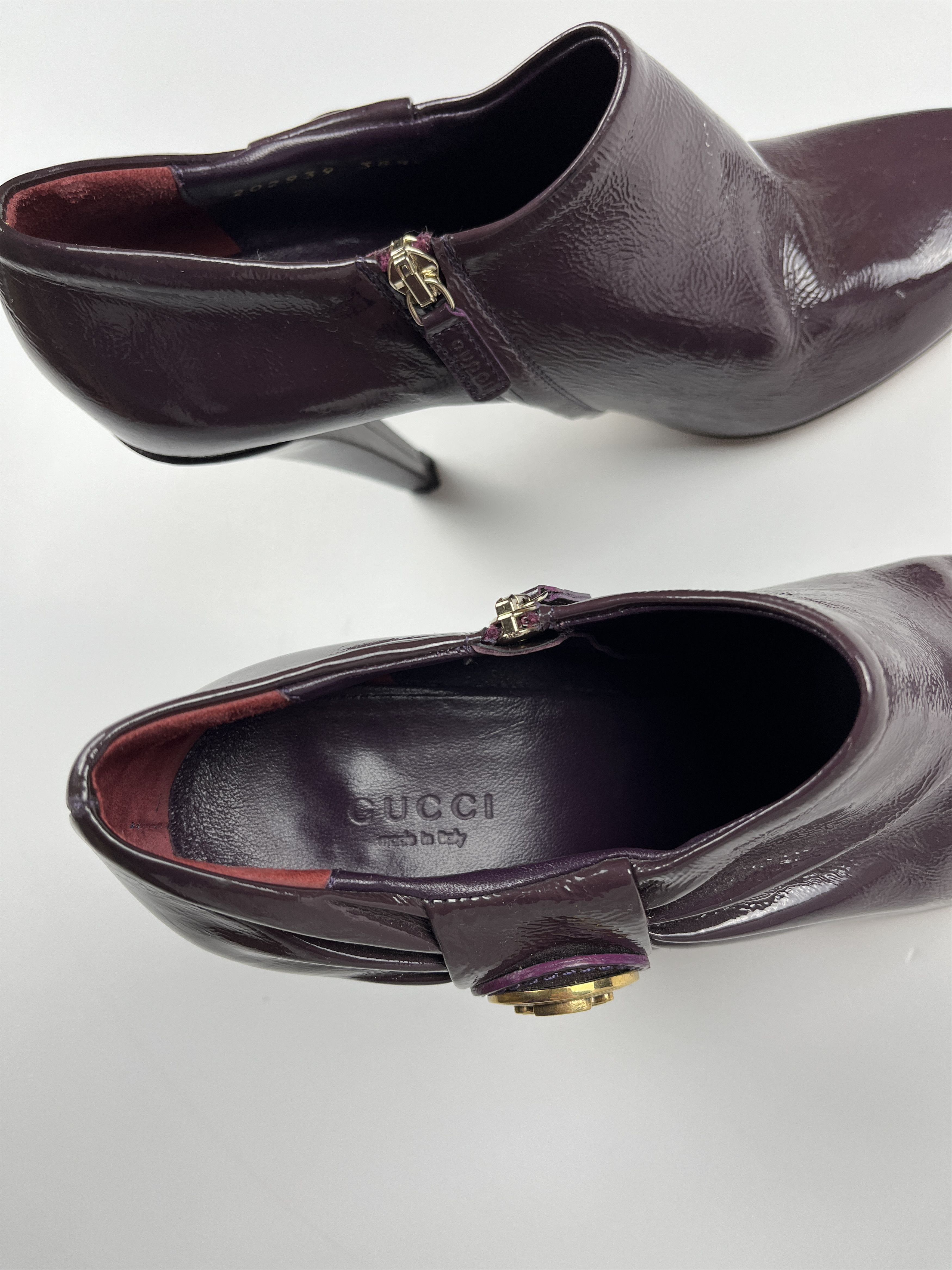 Gucci Gucci Purple Hysteria Leather Crest Gold Medallion Bootie Size US 8.5 / IT 38.5 - 13 Thumbnail