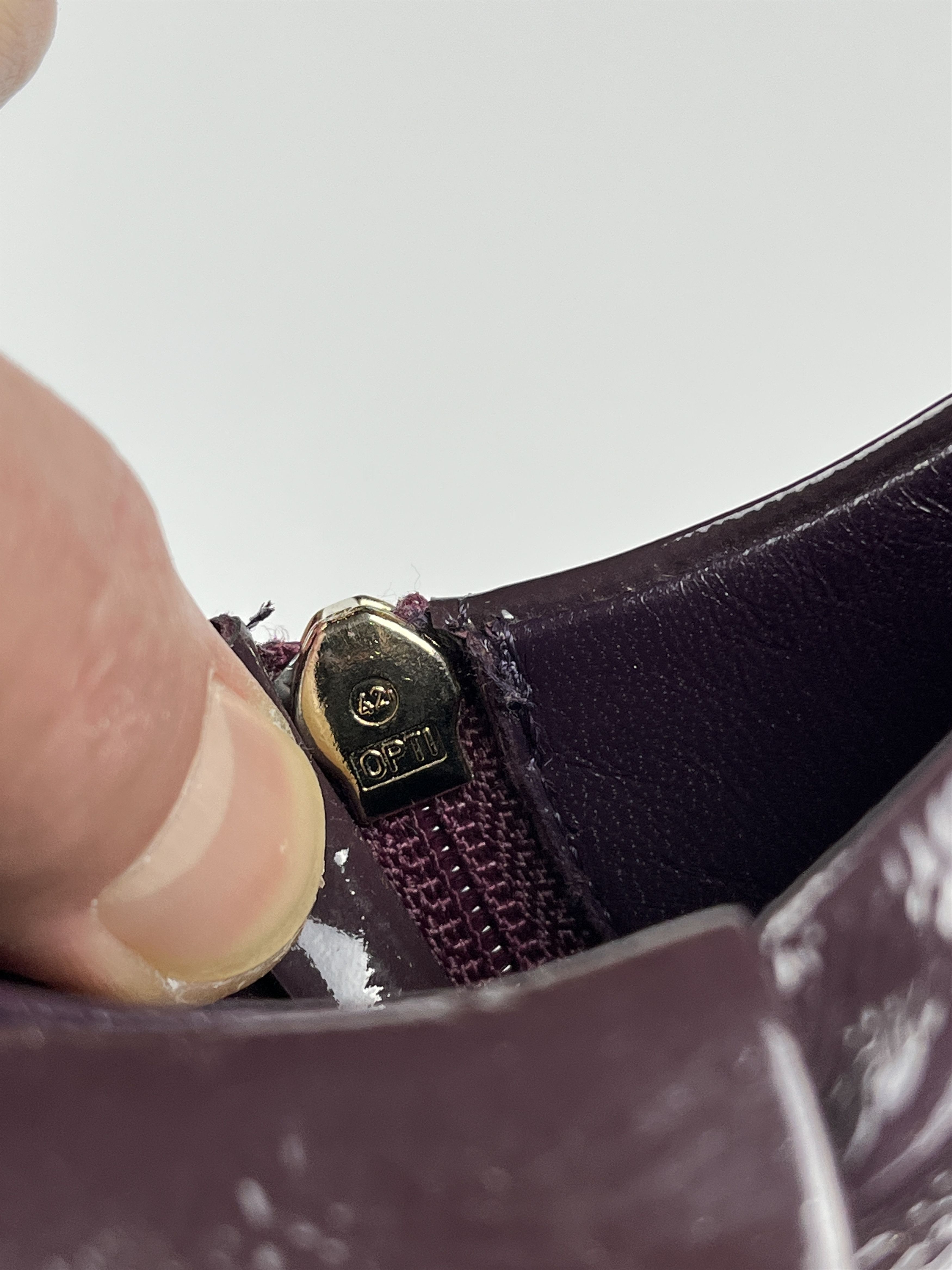 Gucci Gucci Purple Hysteria Leather Crest Gold Medallion Bootie Size US 8.5 / IT 38.5 - 14 Thumbnail