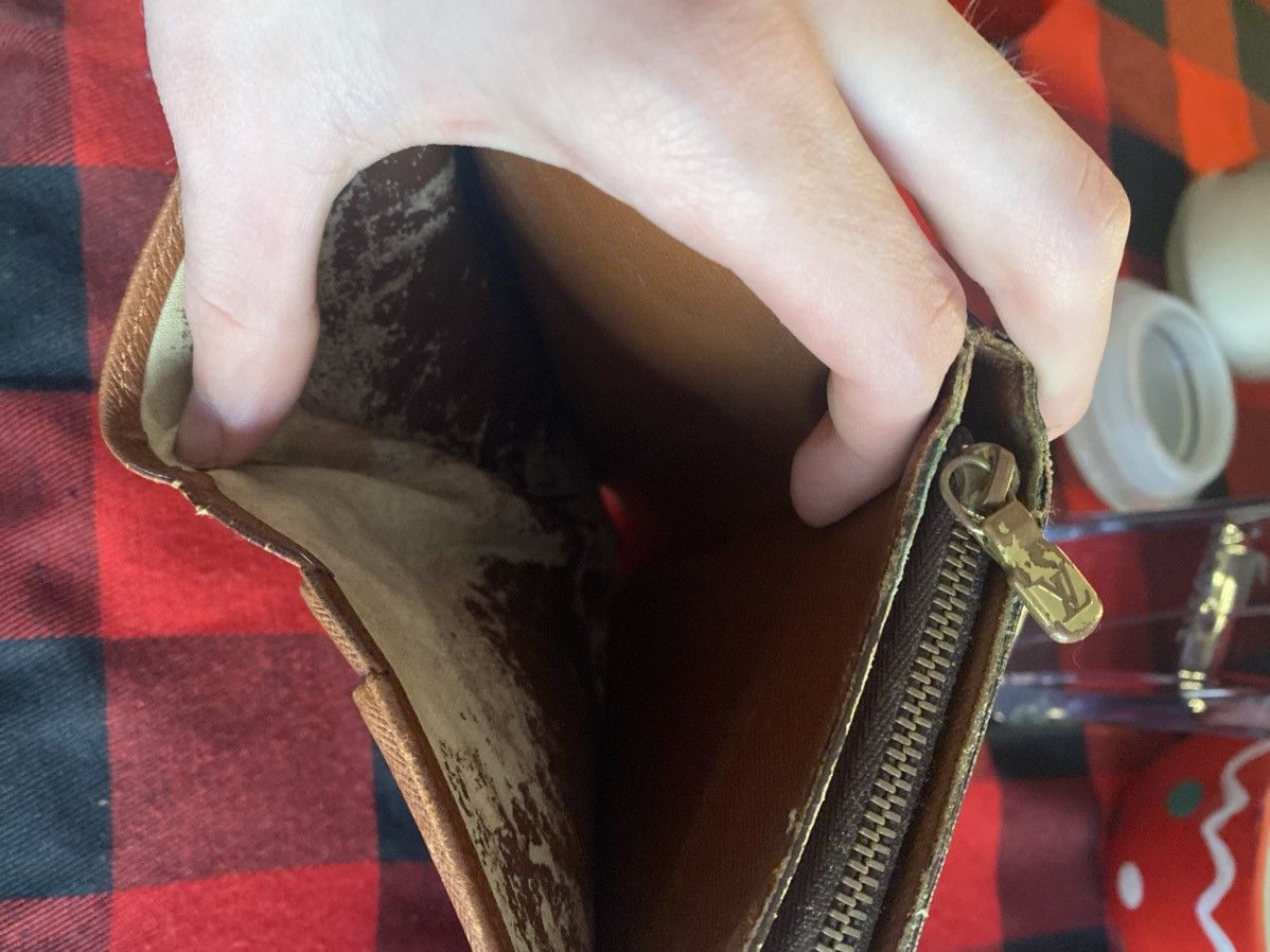 Louis Vuitton Louis Vuitton Wallet Size ONE SIZE - 5 Thumbnail