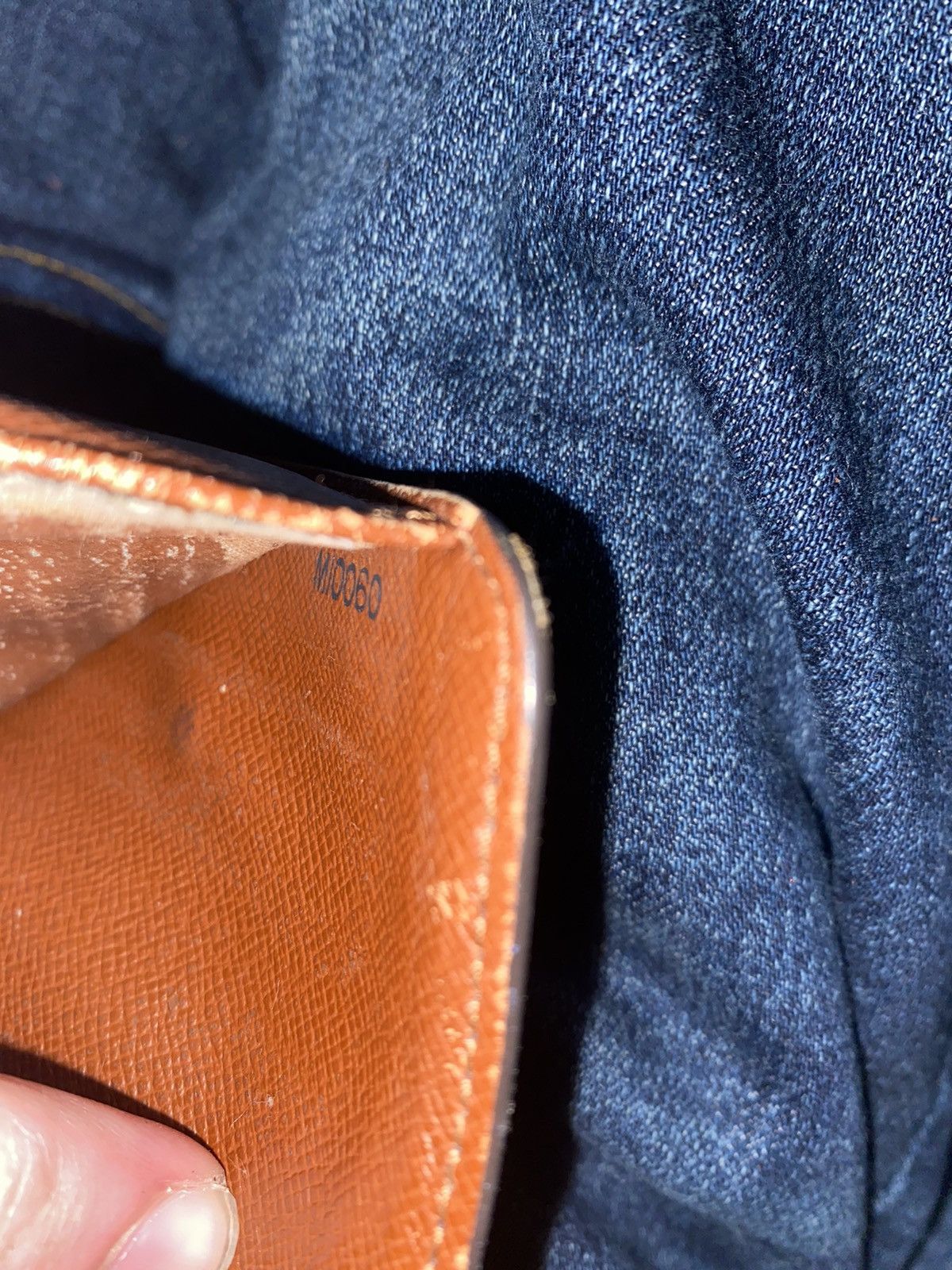 Louis Vuitton Louis Vuitton Wallet Size ONE SIZE - 9 Thumbnail