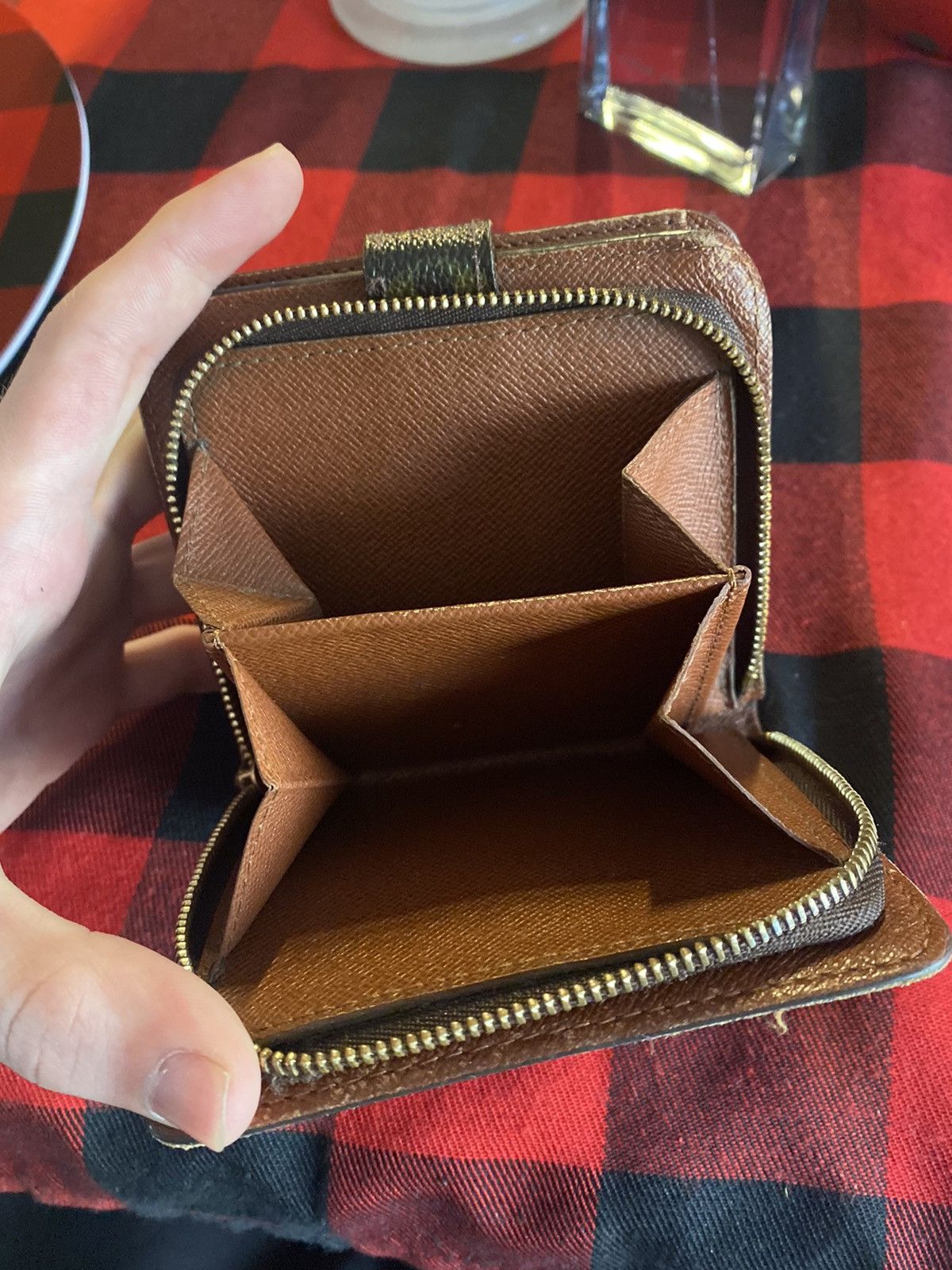 Louis Vuitton Louis Vuitton Wallet Size ONE SIZE - 6 Thumbnail