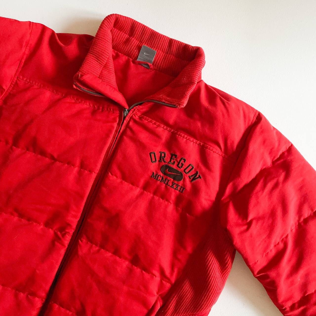Nike 90s Nike Oregon Vintage Red Down Puffer Jacket Y2K Size US XL / EU 56 / 4 - 8 Thumbnail