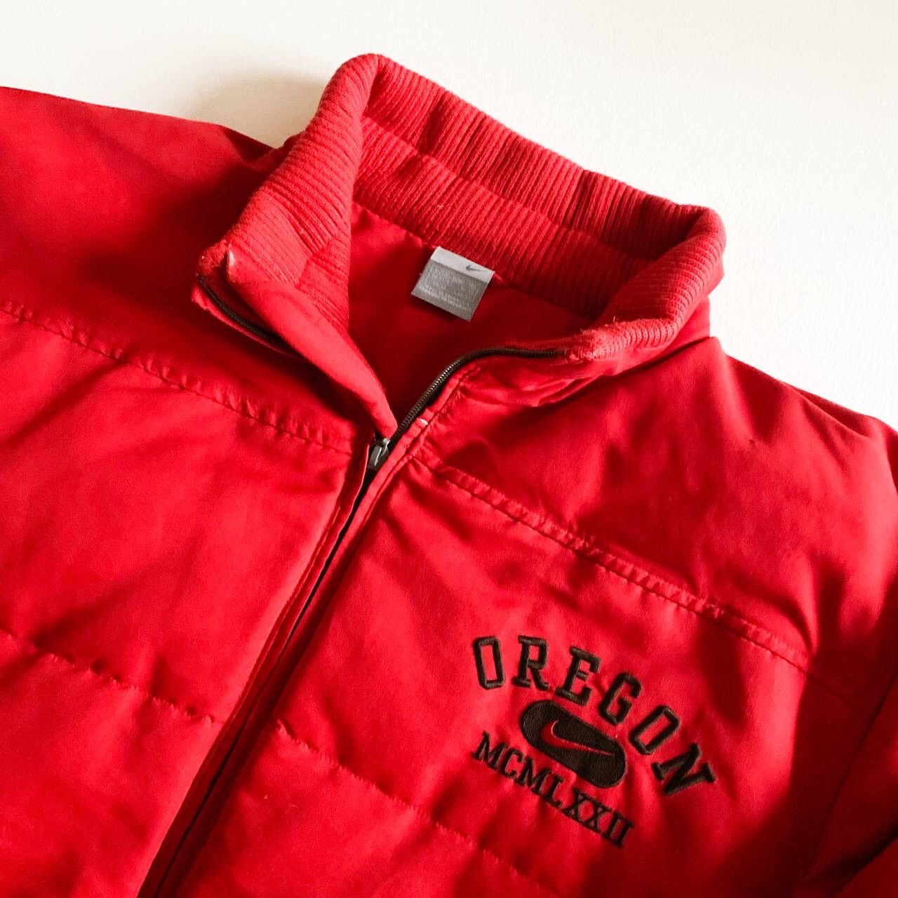 Nike 90s Nike Oregon Vintage Red Down Puffer Jacket Y2K Size US XL / EU 56 / 4 - 9 Thumbnail