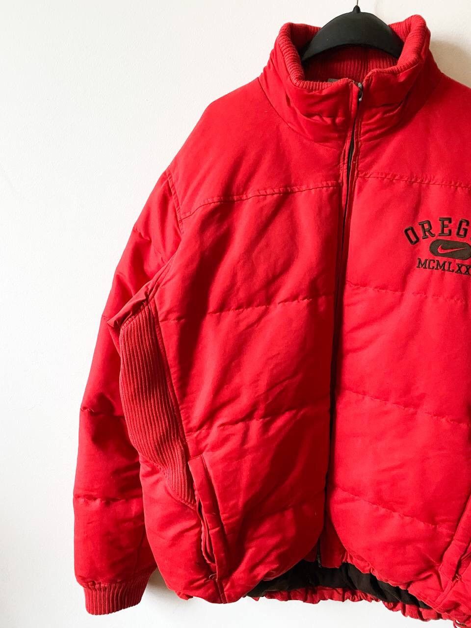 Nike 90s Nike Oregon Vintage Red Down Puffer Jacket Y2K Size US XL / EU 56 / 4 - 4 Thumbnail