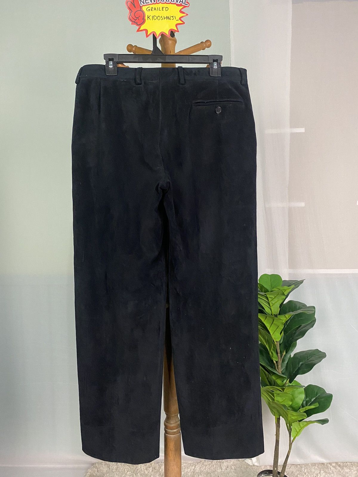 Giorgio Armani Giorgio Armani Black Suede Velvet Pants Size US 34 / EU 50 - 5 Thumbnail