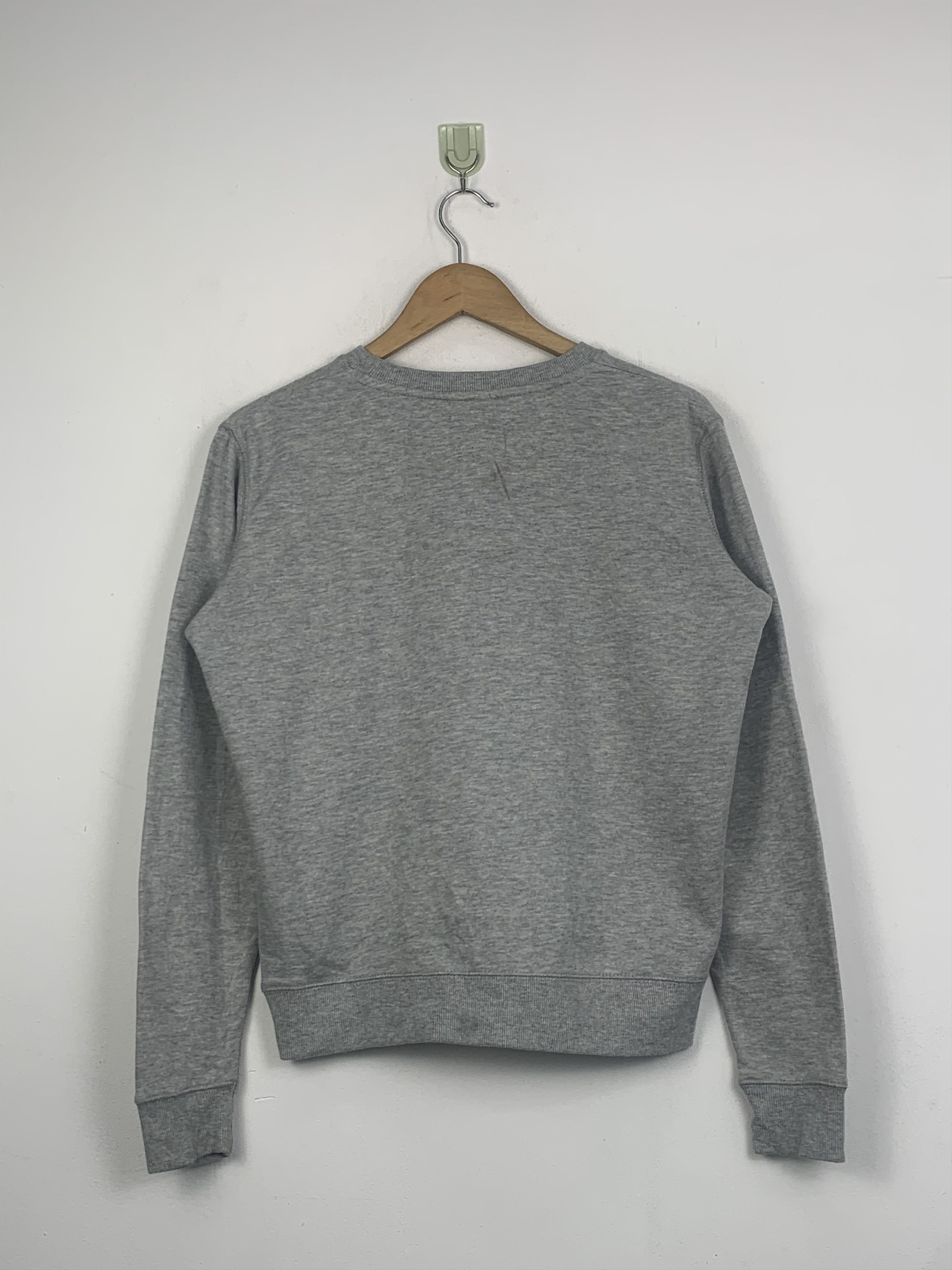 Disney × Mickey Mouse × Vintage Vintage Mickey Mouse Disney Sweatshirt Size US XS / EU 42 / 0 - 3 Thumbnail