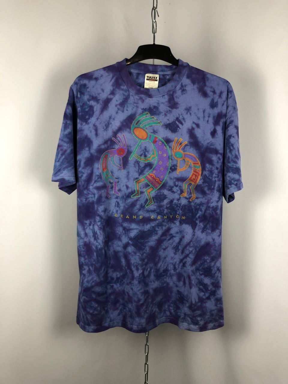 Vintage Vintage Native American Print Tie Dye Cropped T Shirt XL Size US XL / EU 56 / 4 - 1 Thumbnail