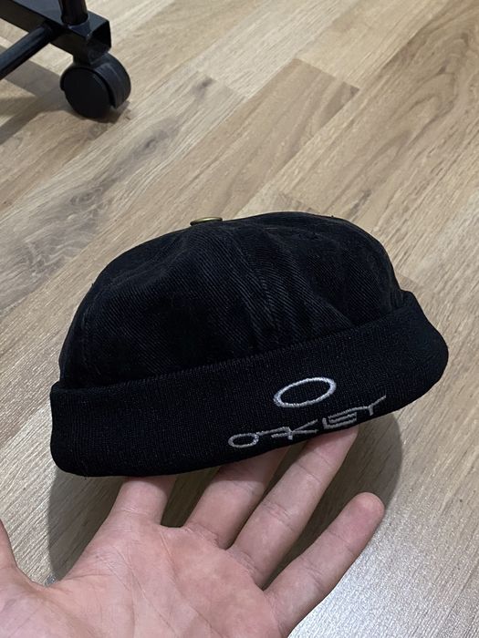 Vintage Vintage 90s Oakley Brimless Hat Beanie Cap | Grailed