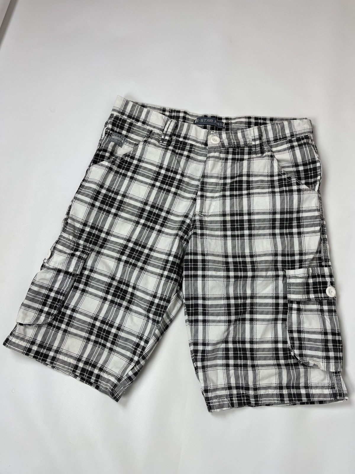 G-Star G-Star Raw 3301 checkered vintage utility cargo shorts Size US 32 / EU 48 - 1 Thumbnail