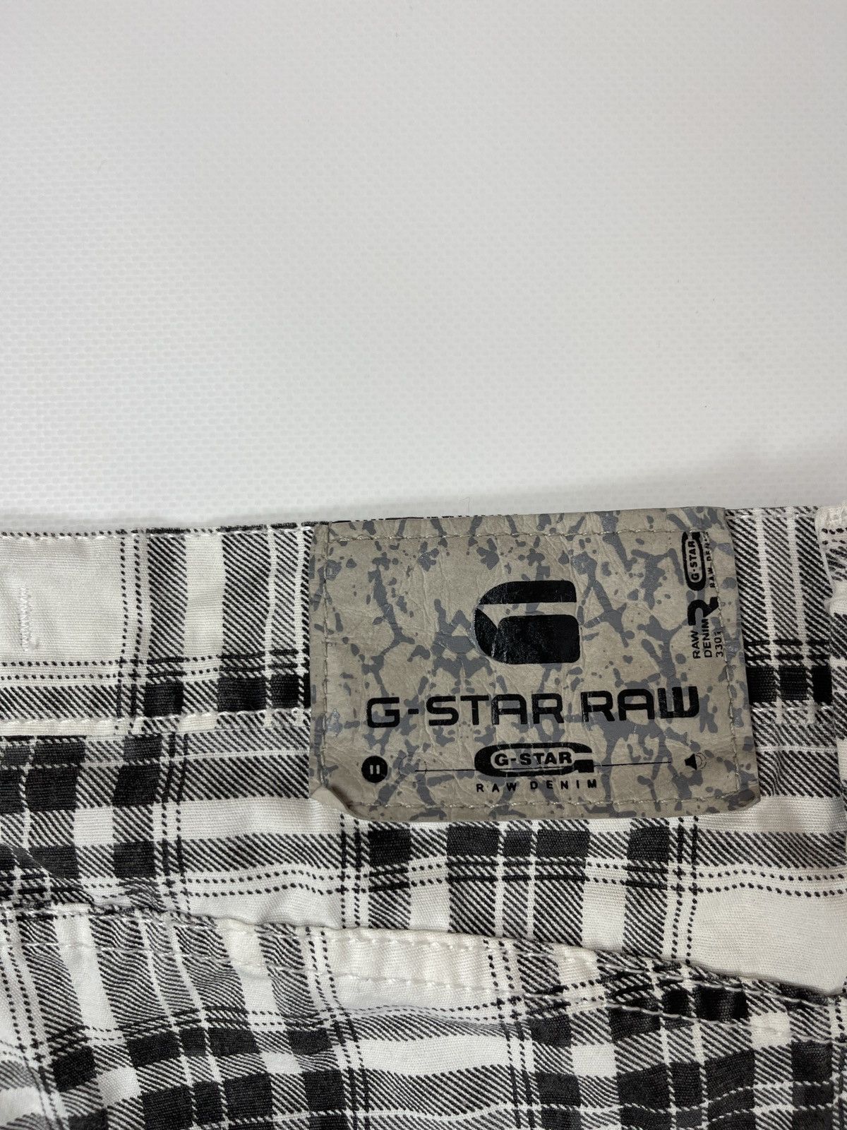 G-Star G-Star Raw 3301 checkered vintage utility cargo shorts Size US 32 / EU 48 - 11 Thumbnail