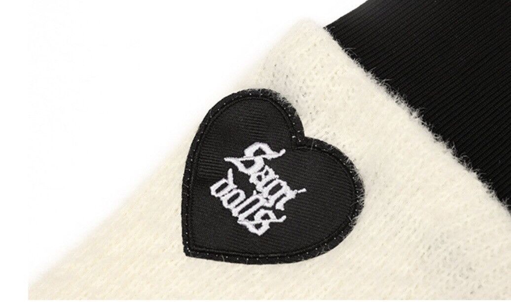 Japanese Brand × Vintage Avant garde retro y2k heart patch stacked socks leg warmers Size ONE SIZE - 3 Thumbnail