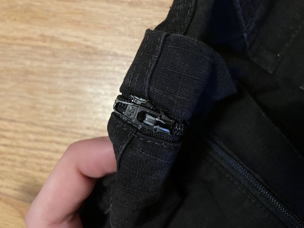 Balenciaga Balenciaga No Heelbite! Hybrid Cargo Pants Size US 32 / EU 48 - 7 Thumbnail