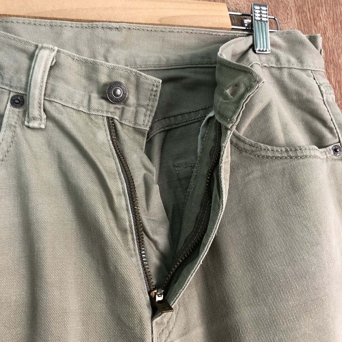 Levi's DLL Levi's Strauss Distressed Cargo pants #c197 Size US 32 / EU 48 - 4 Thumbnail