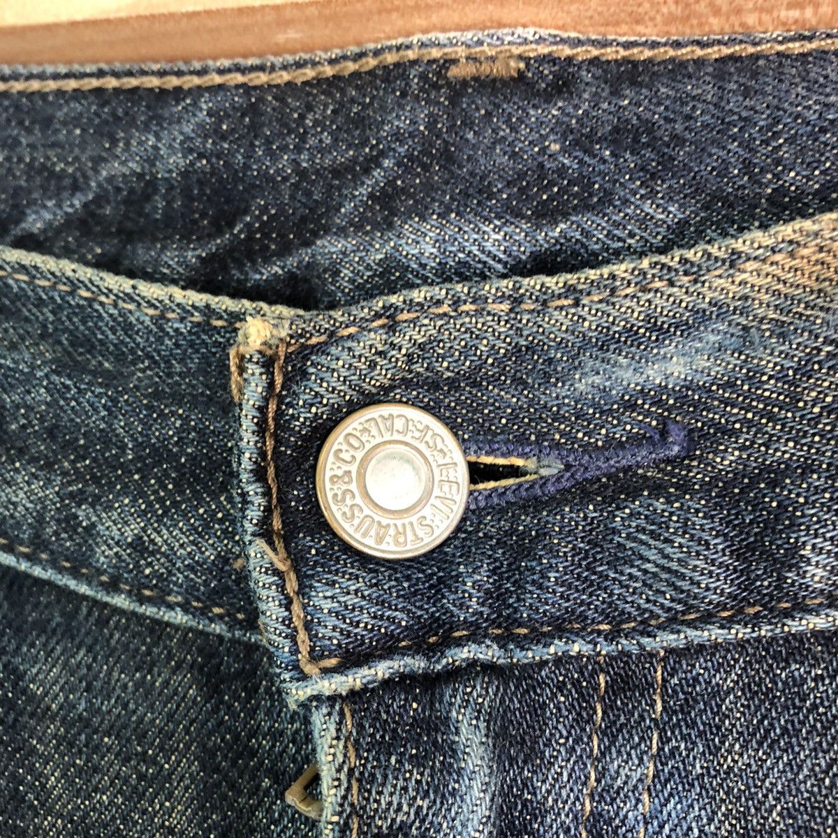 Levi's levis Strauss Dark Blue distressed Denim Jeans Pants #c208 Size US 36 / EU 52 - 4 Thumbnail