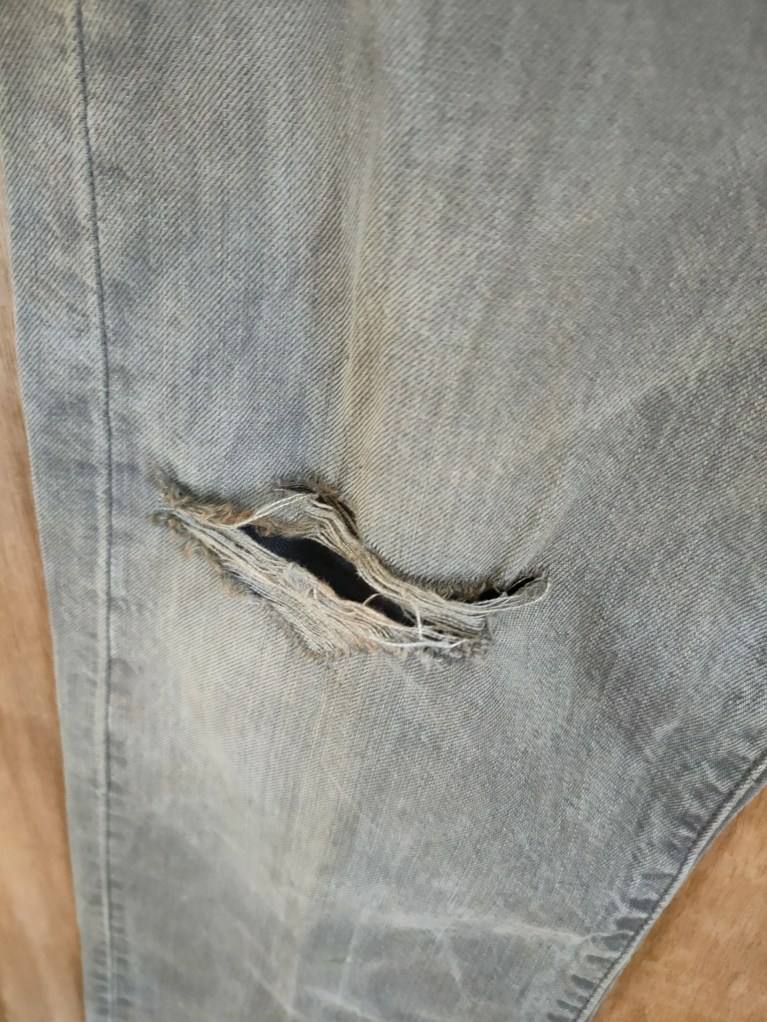 Levi's 501 Levis vintage distressed denim pants #46-723 Size US 30 / EU 46 - 5 Thumbnail