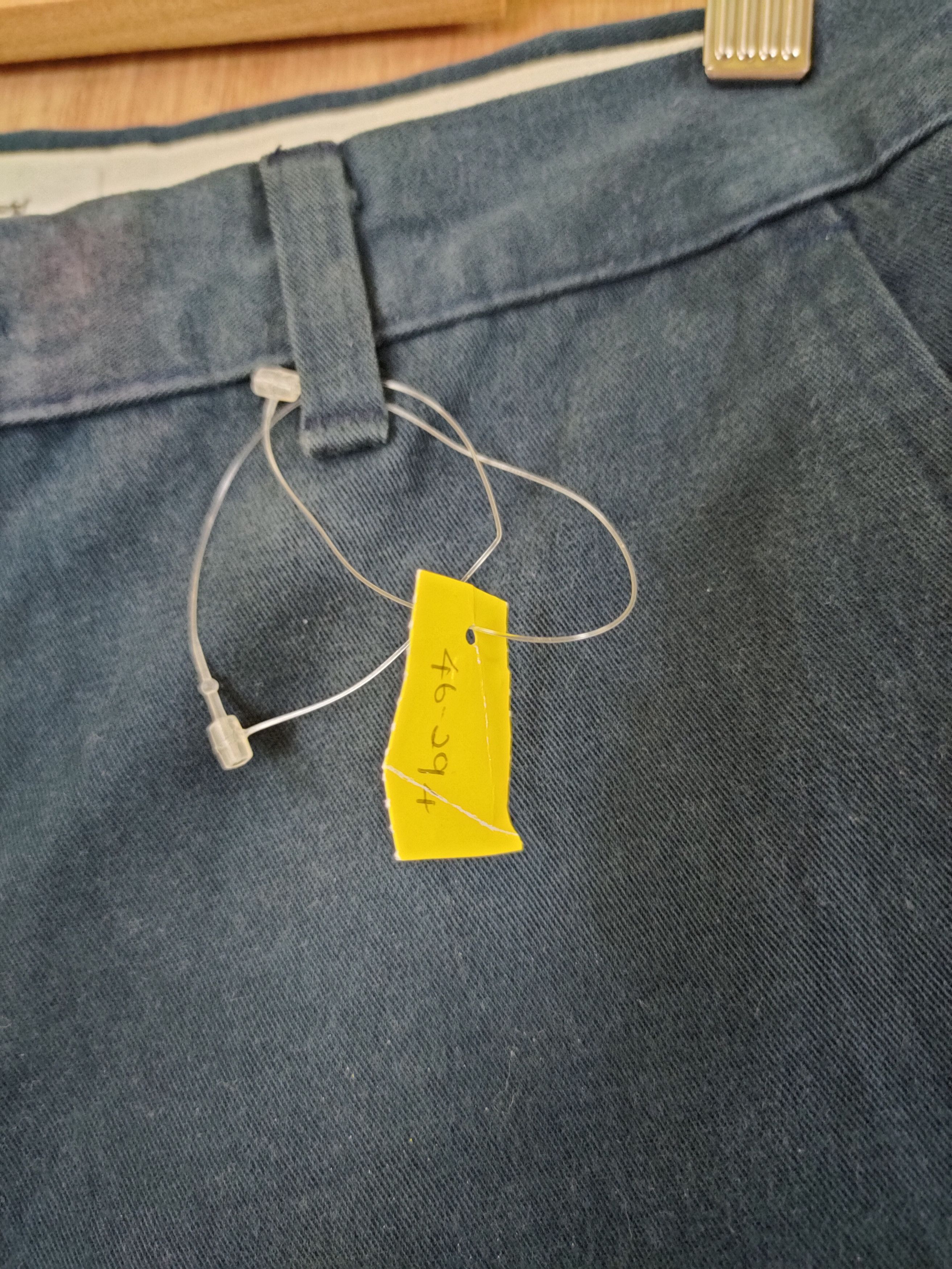 Levi's DLL Levis vintage casual cargo pants #46-294 Size US 31 - 7 Thumbnail
