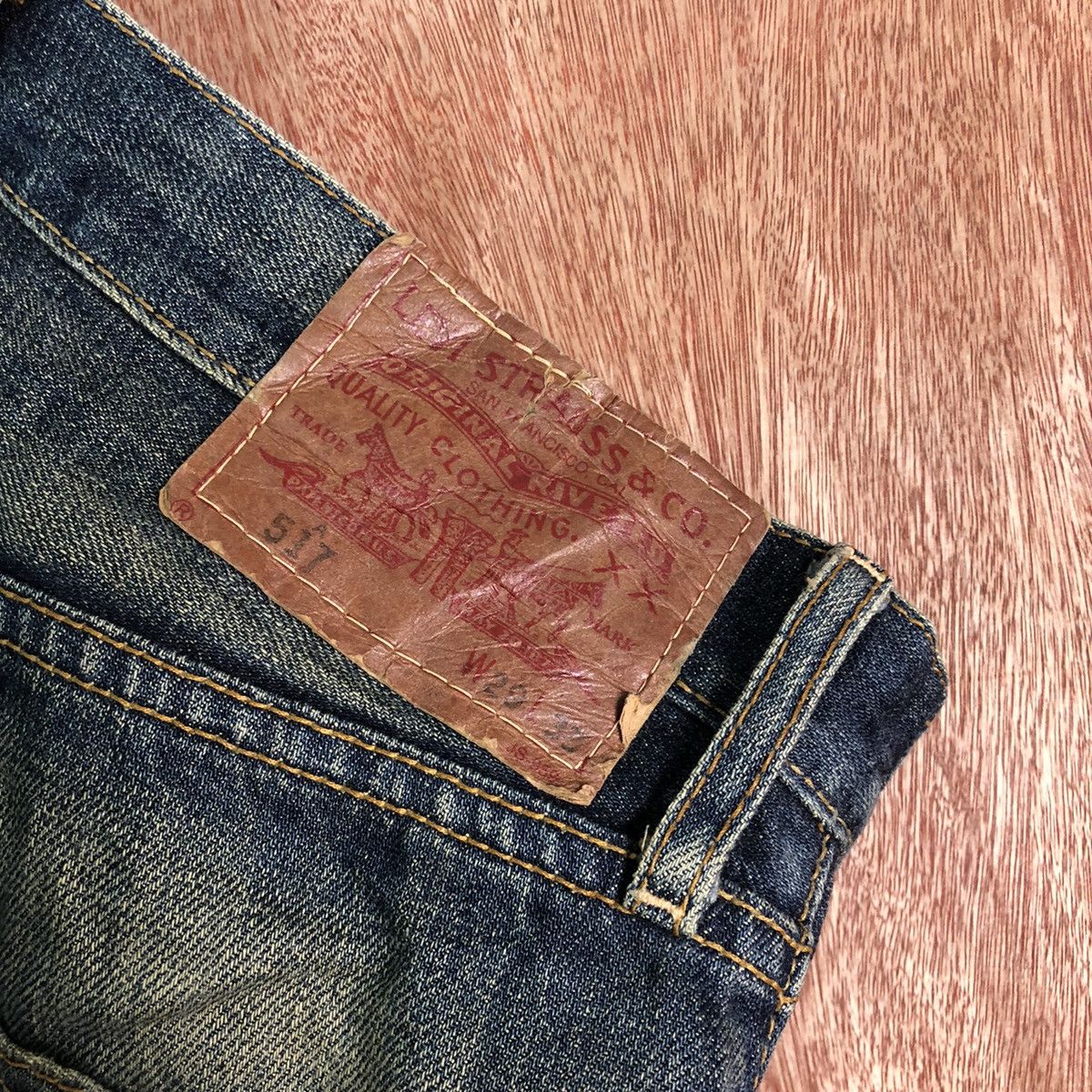 Levi's DLL 517 levi's Vintage Blue faded Denim jeans Pants #c192 Size US 29 - 10 Thumbnail