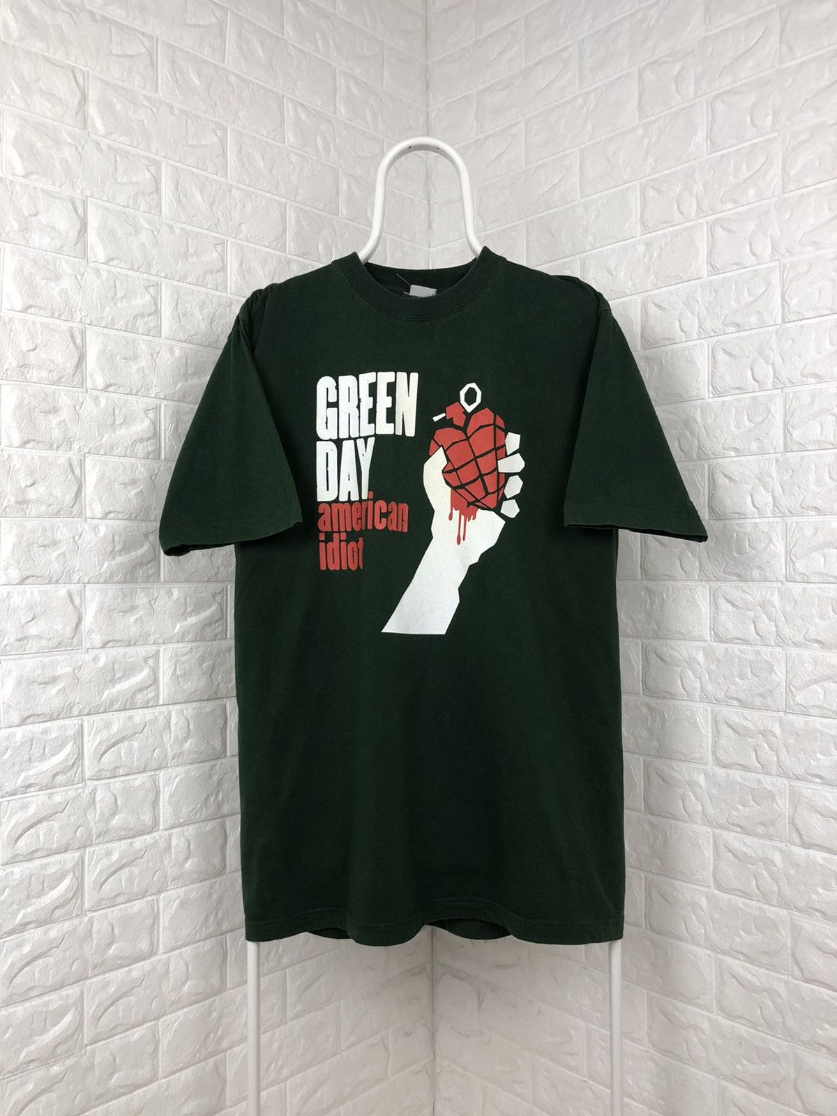 Band Tees × Vintage Vintage Green Day American Idiot Tee Size US XL / EU 56 / 4 - 1 Thumbnail