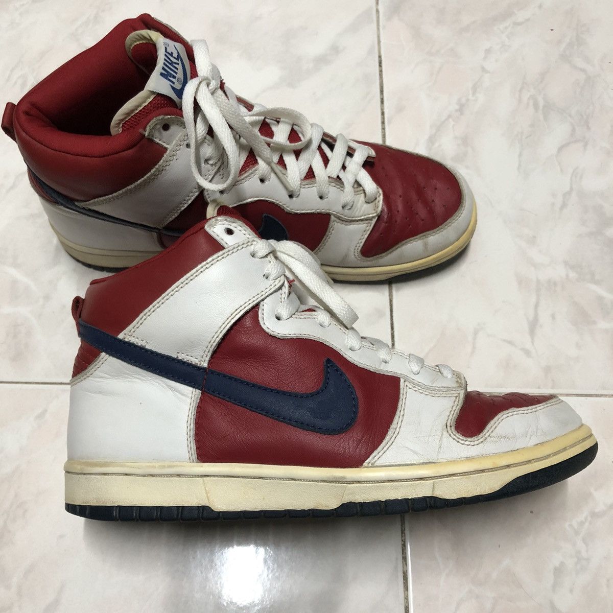 Nike × Vintage Dunk High White | Rapid-Varsity Red Size US 9 / EU 42 - 3 Thumbnail