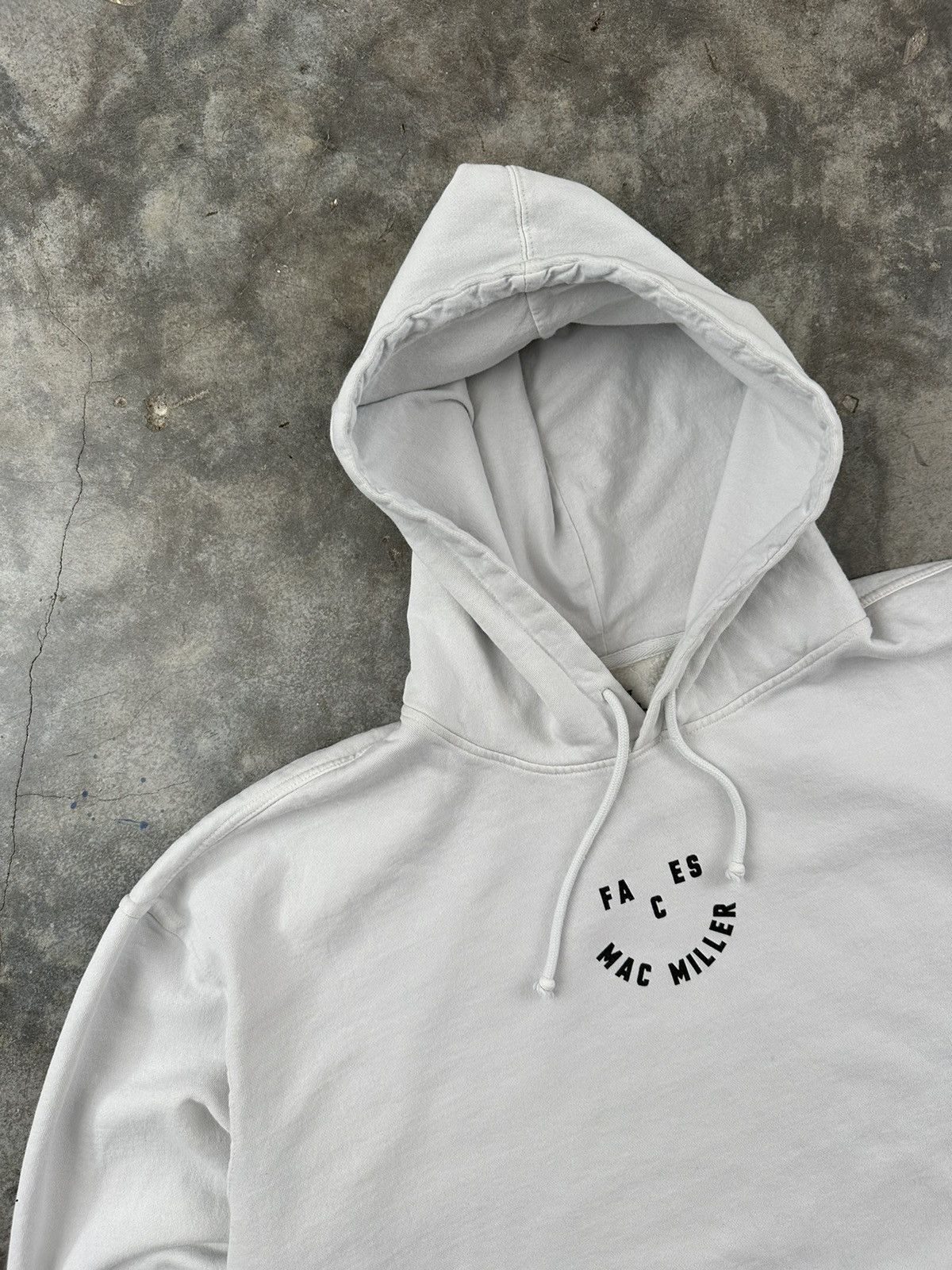 Mac Miller Mac Miller Faces illustrations Hoodie Sz. XXL / 2XL Blue Size US XXL / EU 58 / 5 - 1 Thumbnail