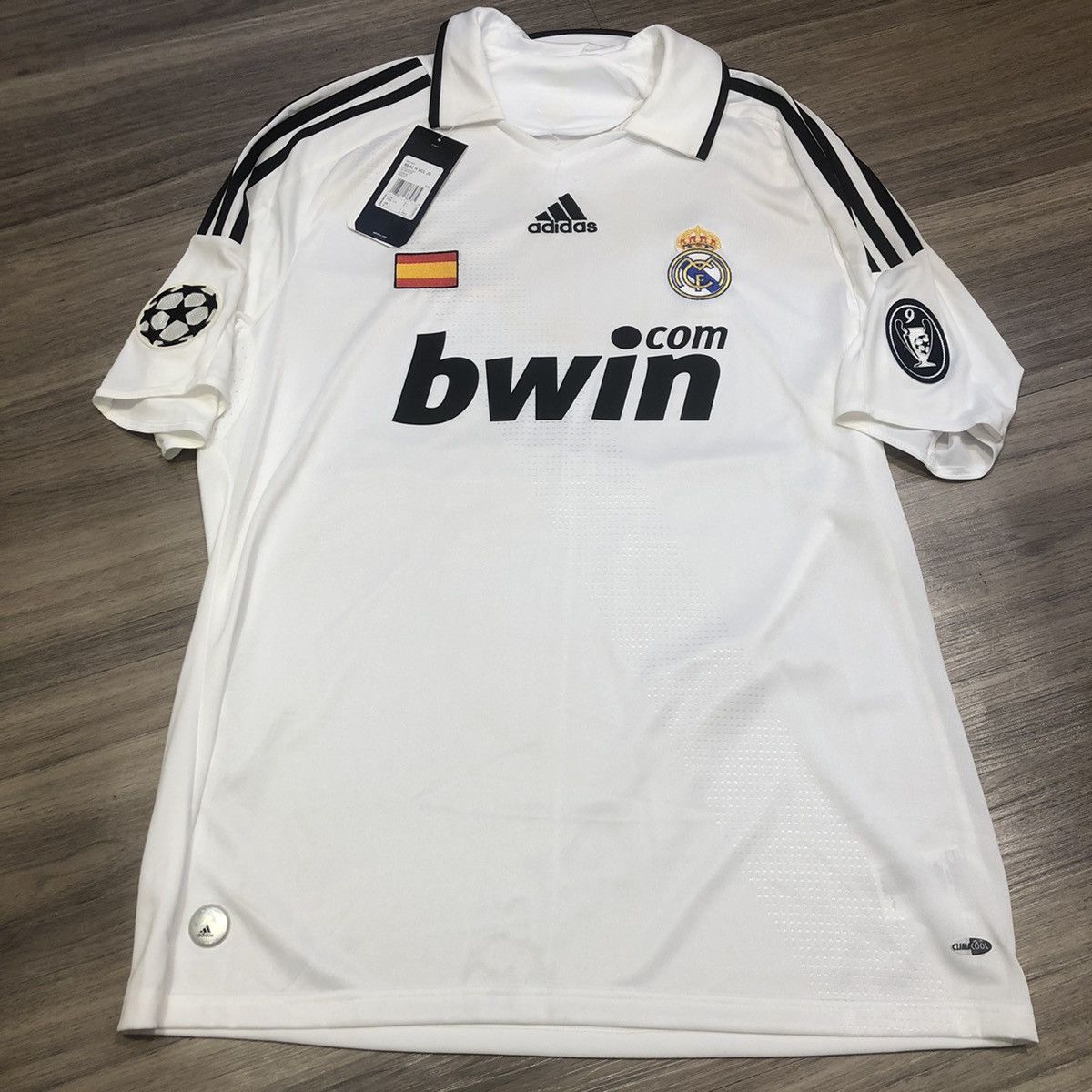 Real Madrid 08/09 champion league home shirt (Bnwt)