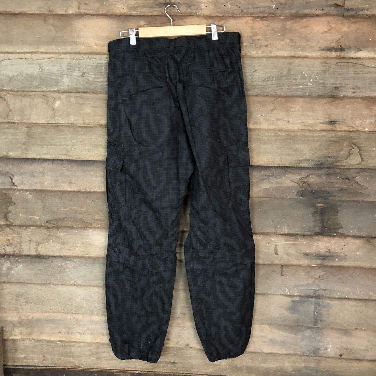 Japanese Brand Japan utility hiking track Black Cargo Pants #2662 Size US 32 / EU 48 - 11 Thumbnail