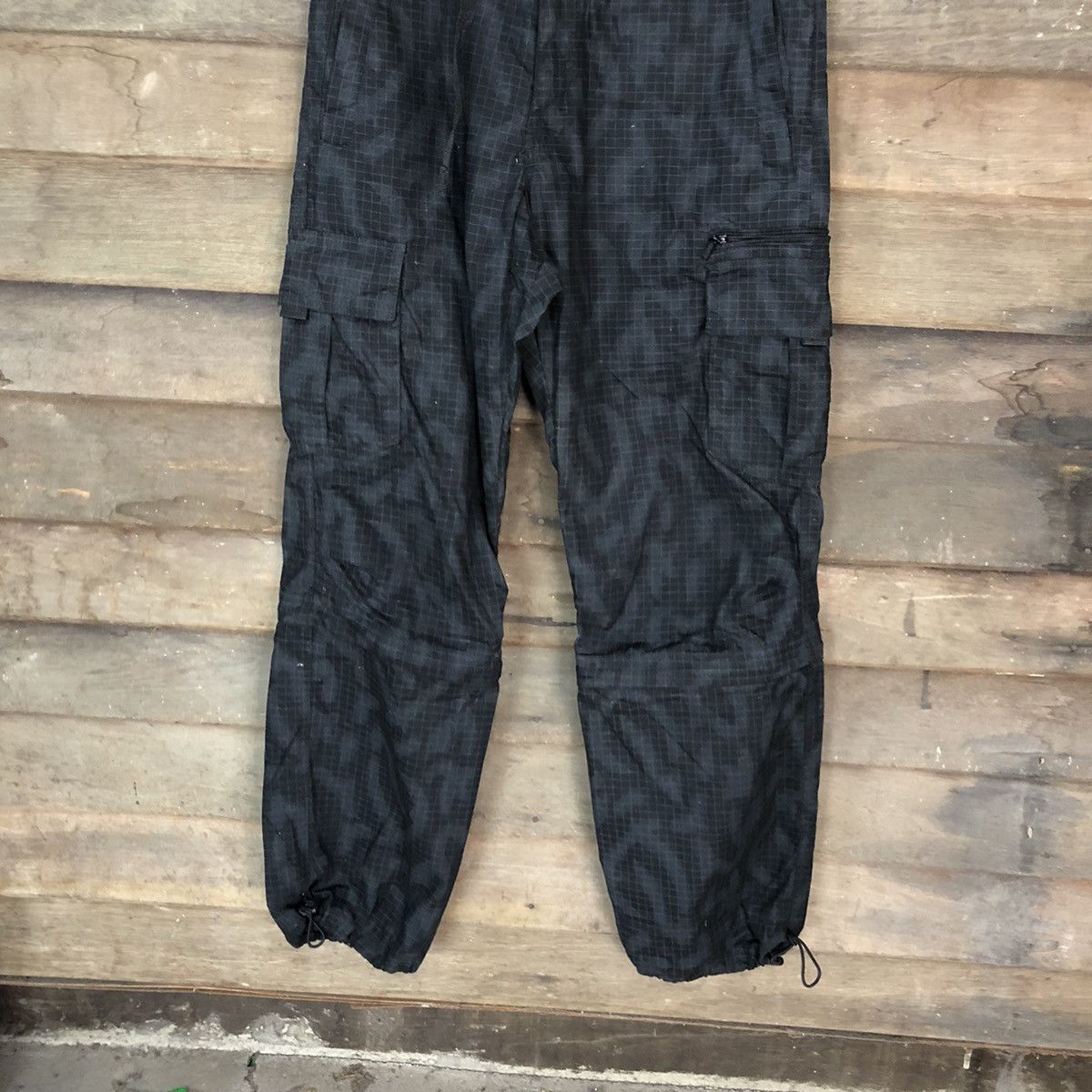 Japanese Brand Japan utility hiking track Black Cargo Pants #2662 Size US 32 / EU 48 - 3 Thumbnail