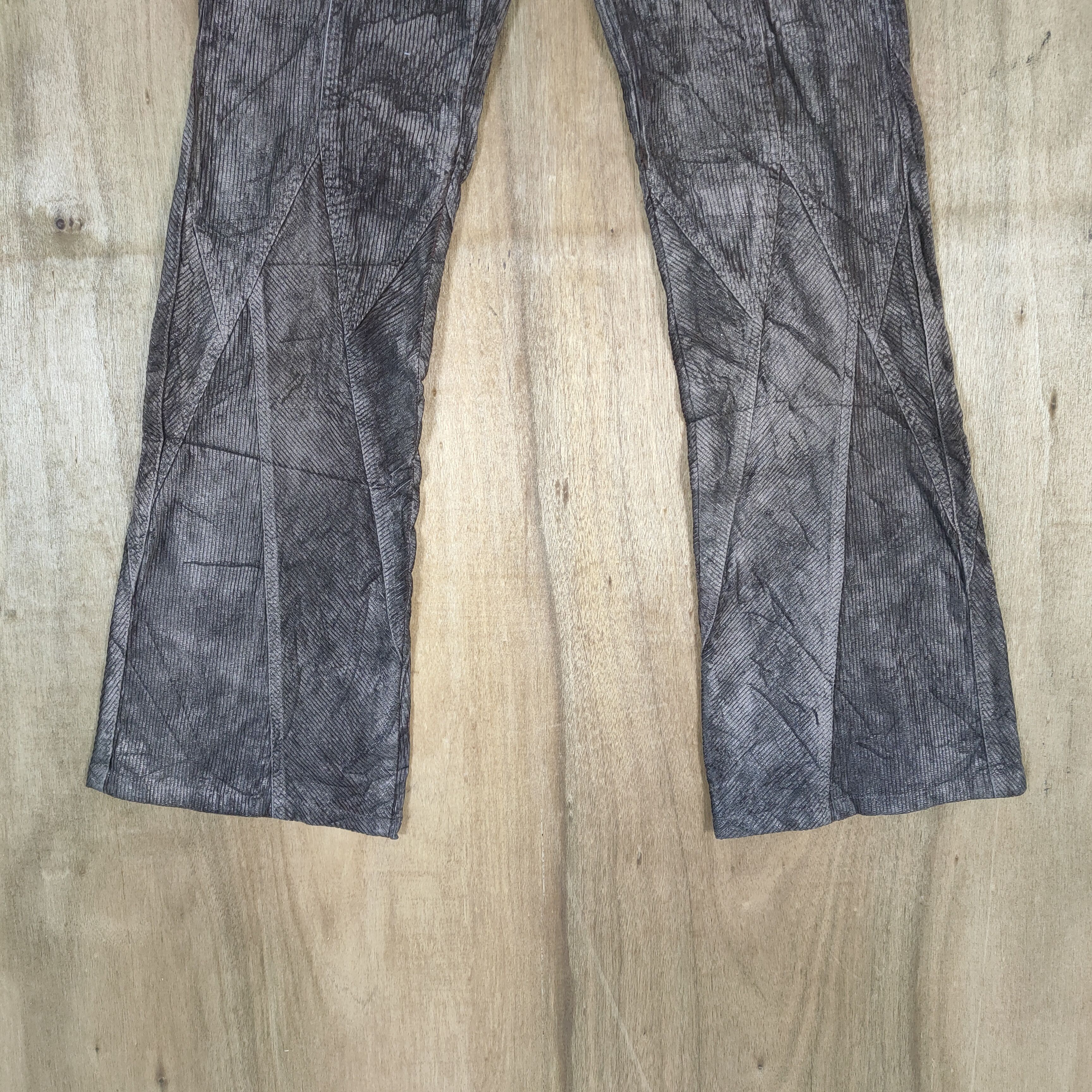 Japanese Brand W28 FRAGILE CORDUROY FADED FLARE PANTS Size US 28 / EU 44 - 4 Thumbnail