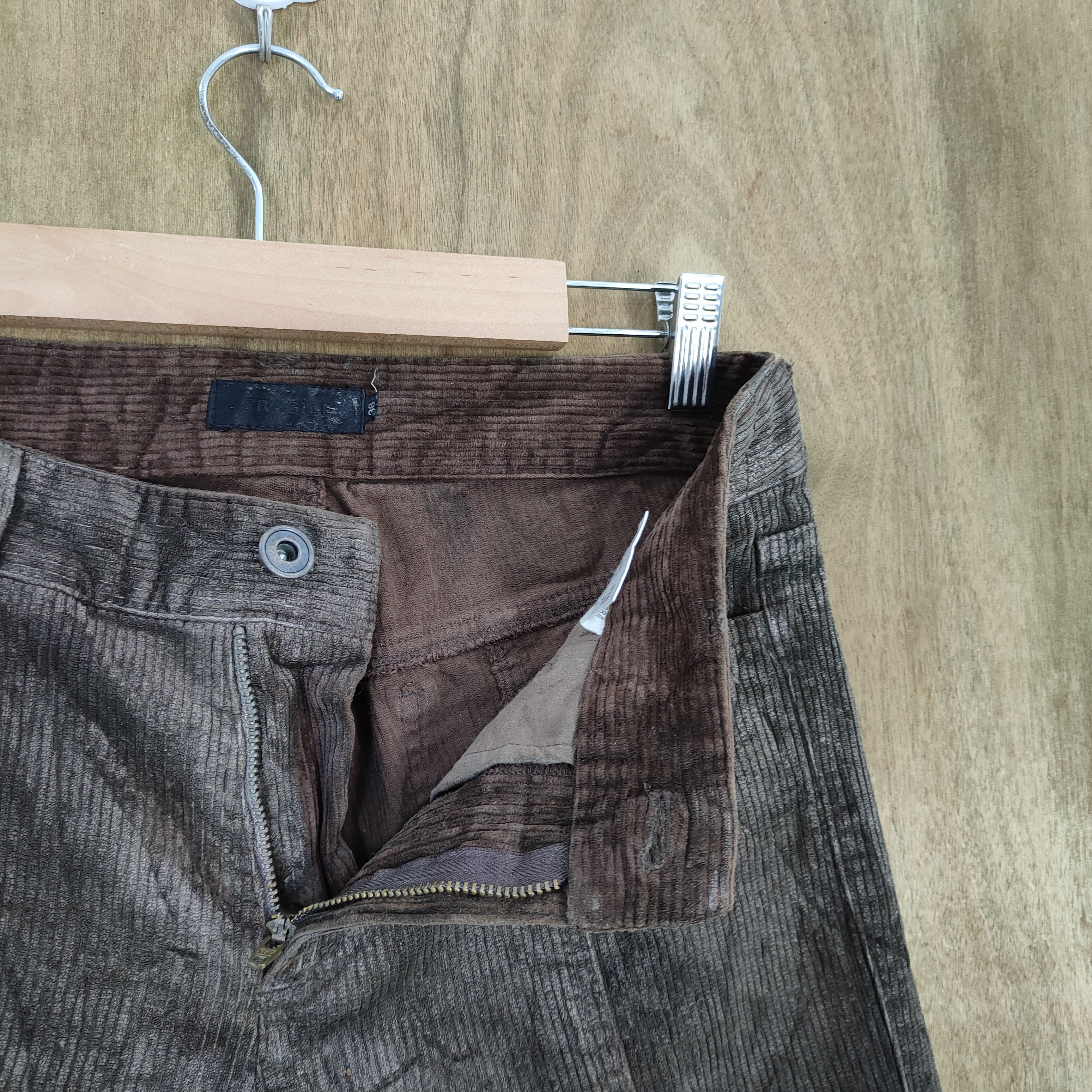 Japanese Brand W28 FRAGILE CORDUROY FADED FLARE PANTS Size US 28 / EU 44 - 14 Thumbnail