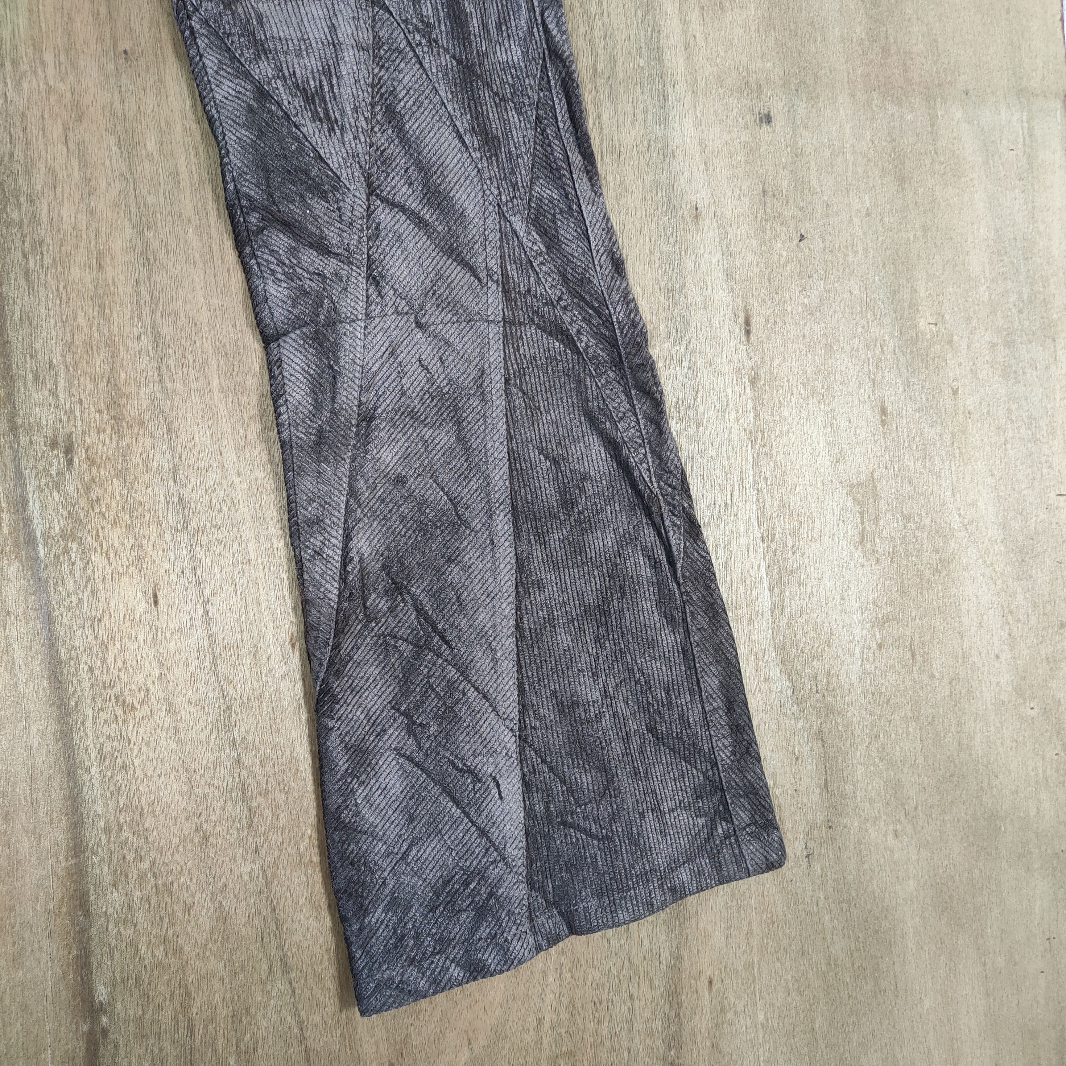 Japanese Brand W28 FRAGILE CORDUROY FADED FLARE PANTS Size US 28 / EU 44 - 7 Thumbnail