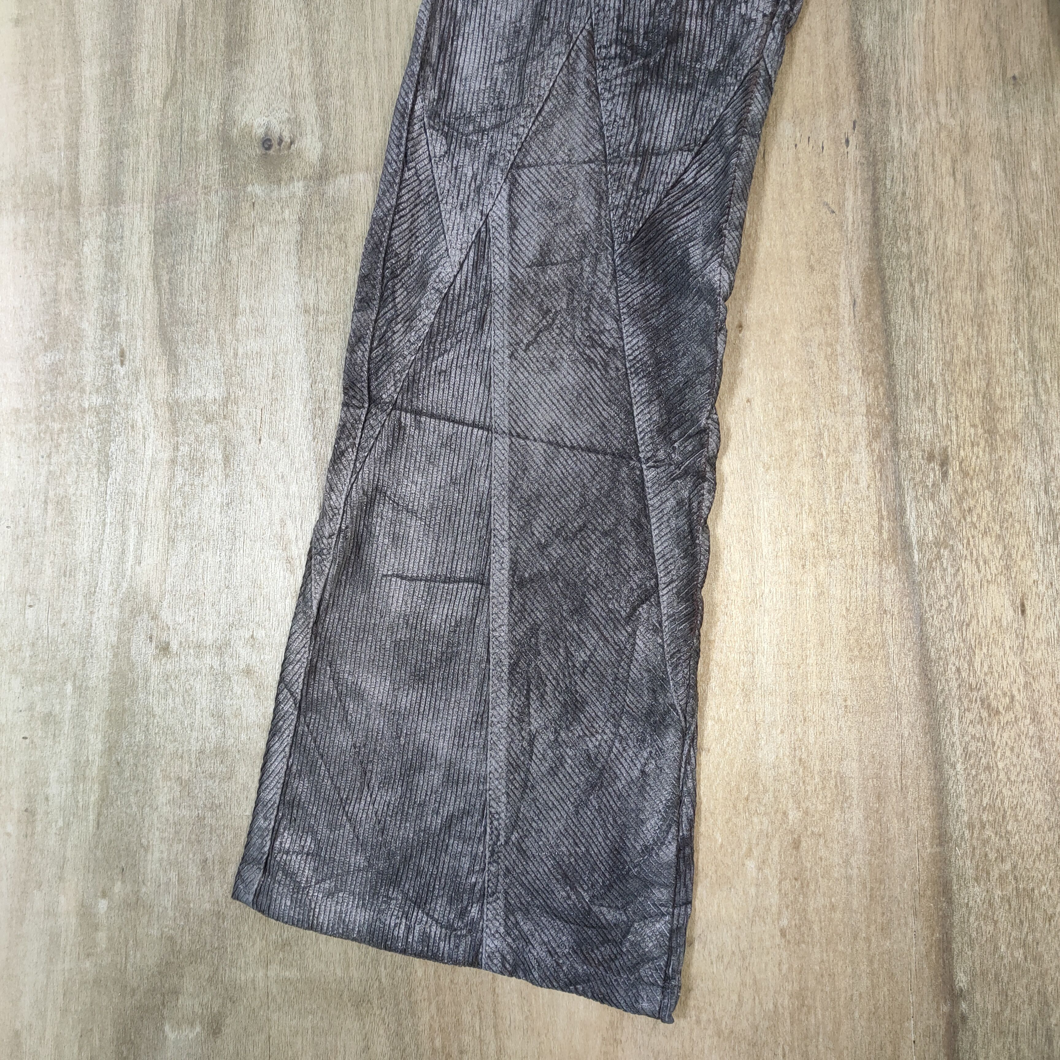 Japanese Brand W28 FRAGILE CORDUROY FADED FLARE PANTS Size US 28 / EU 44 - 8 Thumbnail