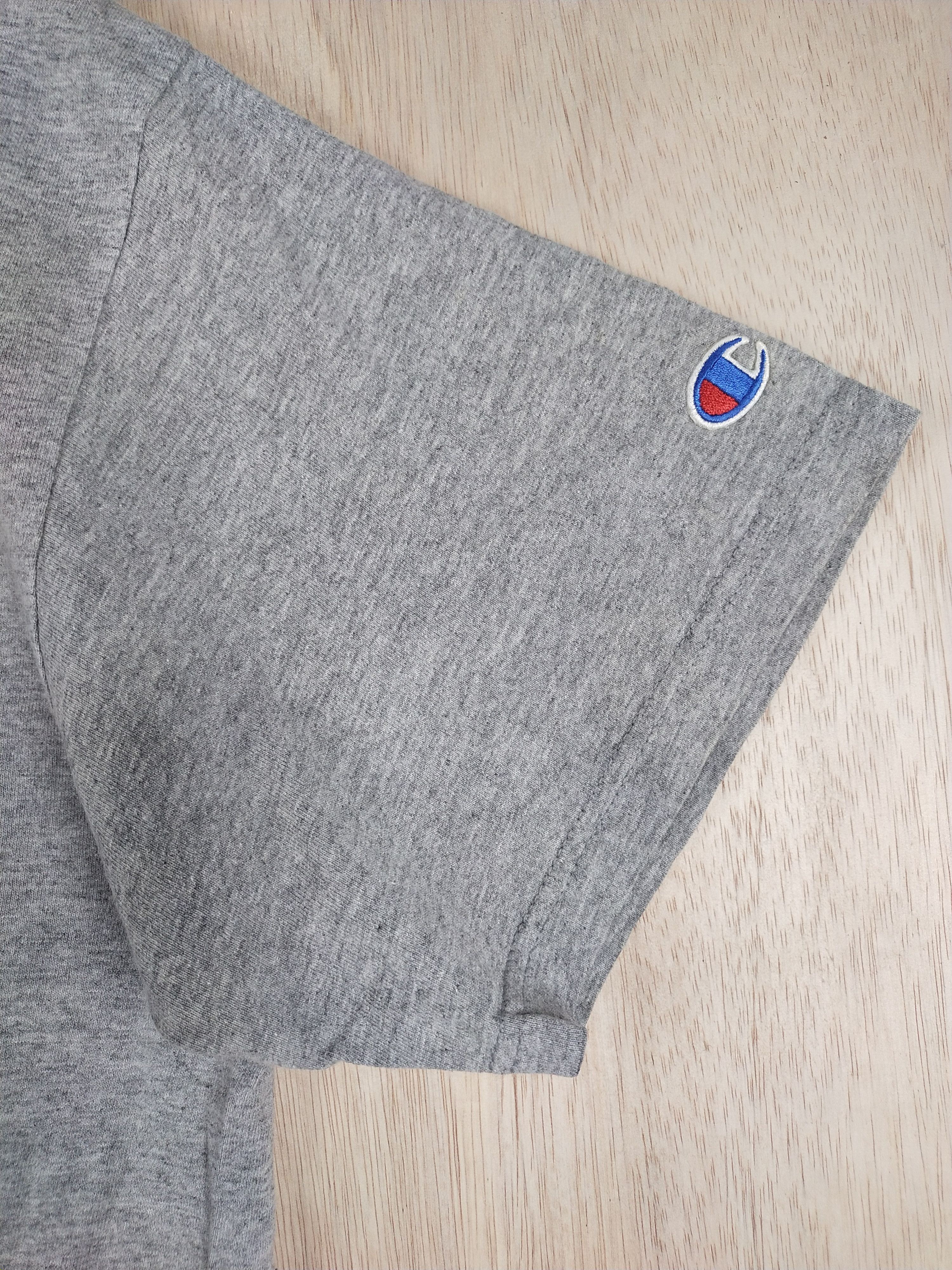 Champion DL Champion gray Tshirt #2565 Size US L / EU 52-54 / 3 - 6 Thumbnail