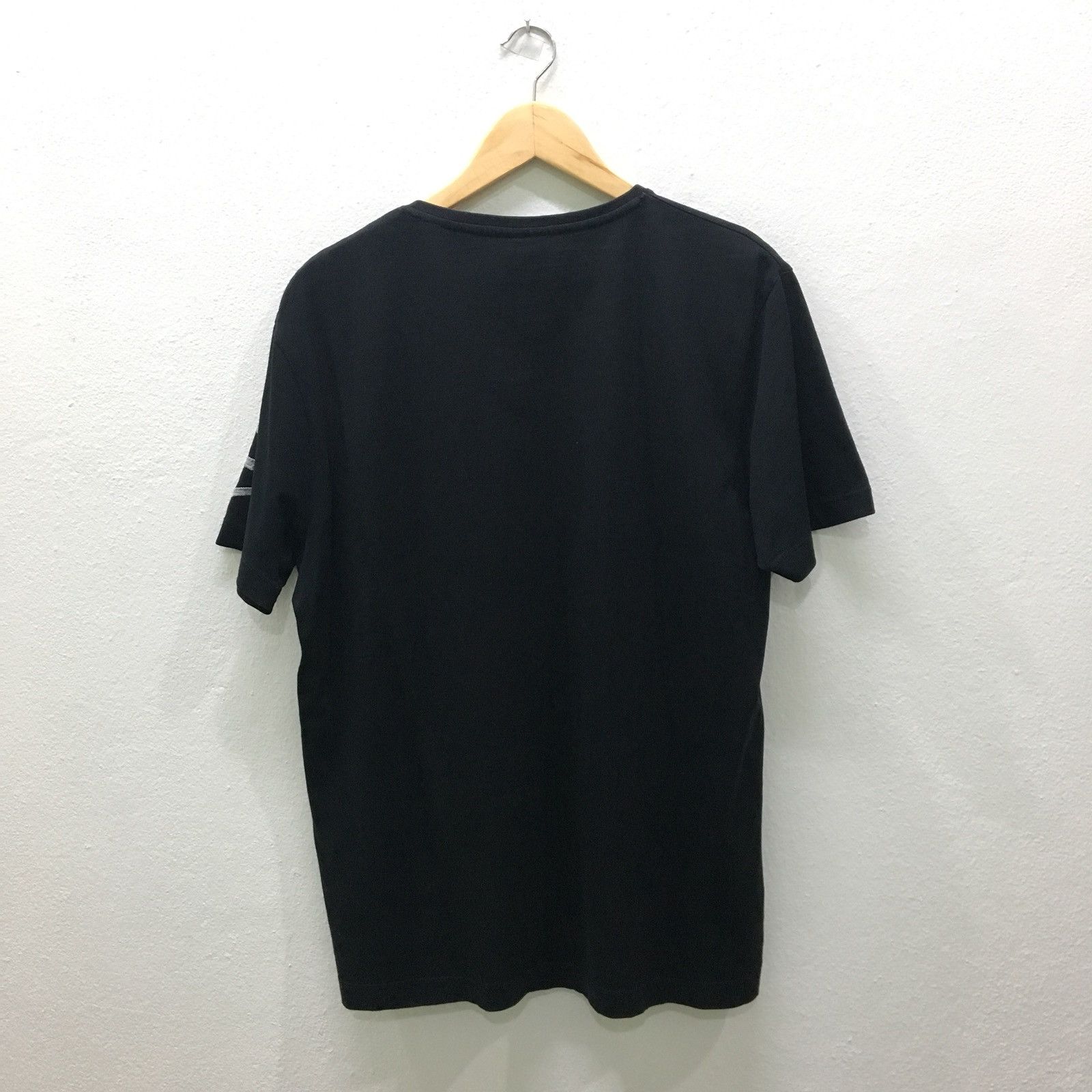 Victorinox Victorinox V neck T-shirt Size US L / EU 52-54 / 3 - 2 Thumbnail